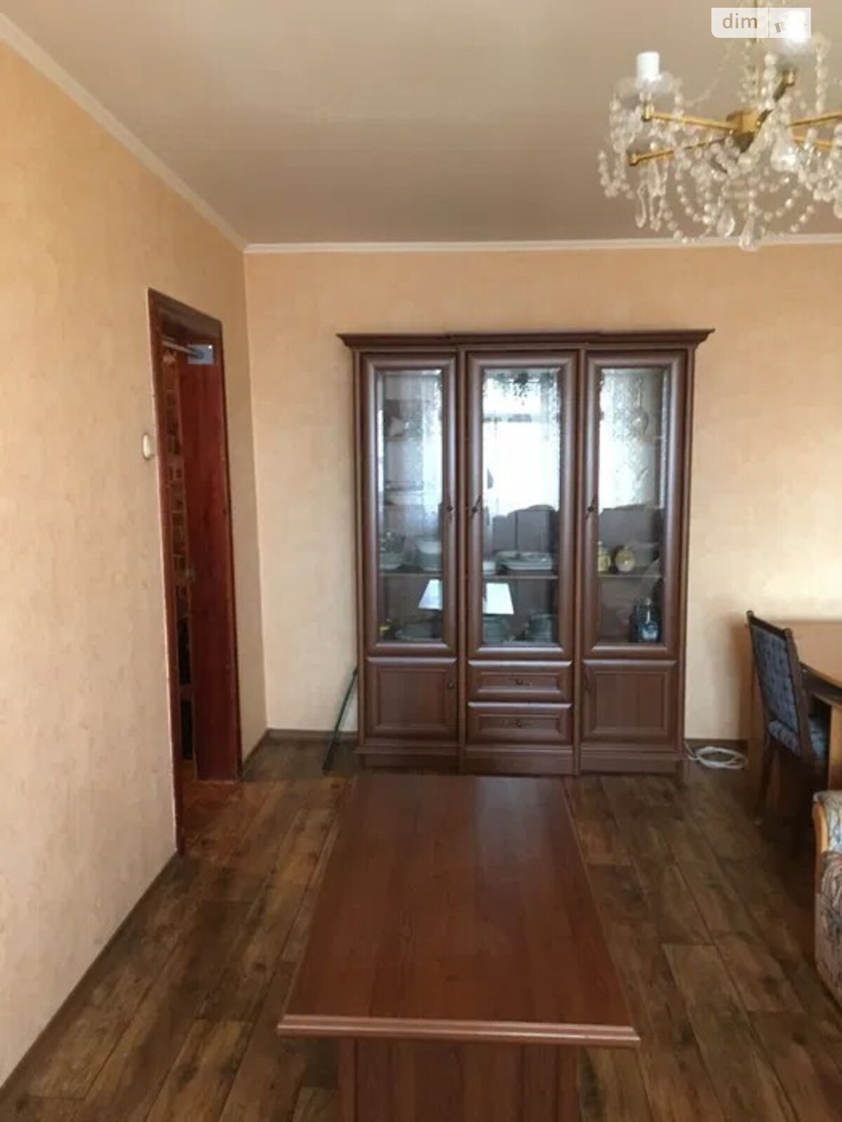 трехкомнатная квартира с мебелью в Днепре, район Амур-Нижнеднепровский, на ул. Малиновского Маршала 14 в аренду на долгий срок помесячно фото 1