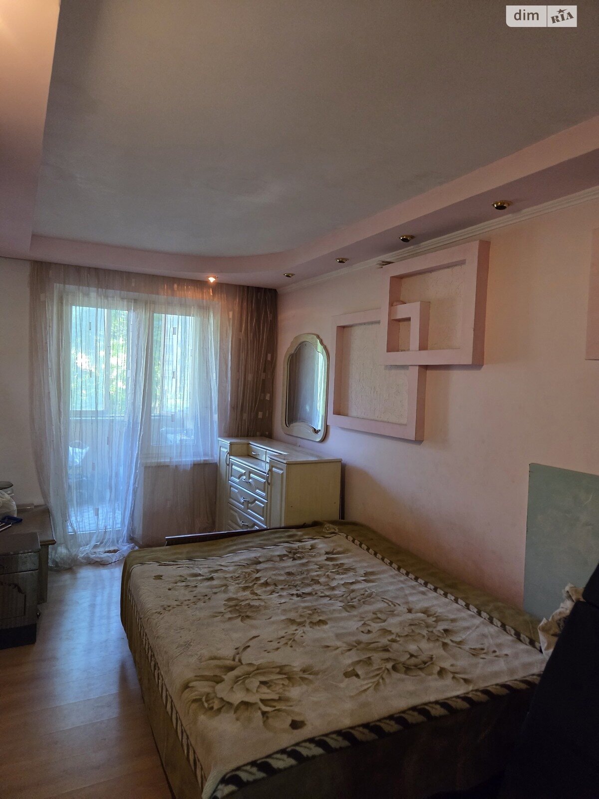 трехкомнатная квартира в Днепре, район Березинка, на шоссе Донецкое 120 в аренду на долгий срок помесячно фото 1 трехкомнатная квартира в Днепре, район Березинка, на шоссе Донецкое 120 в аренду на долгий срок помесячно фото 1