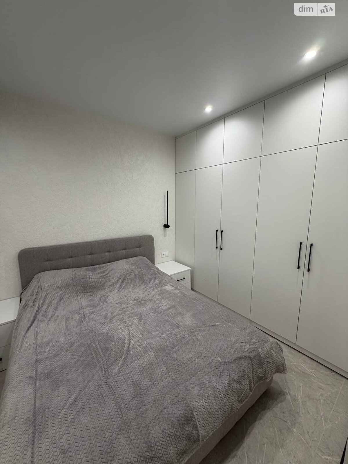 двухкомнатная квартира в Днепре, район Боржом, на ул. Мольера 77 в аренду на долгий срок помесячно фото 1