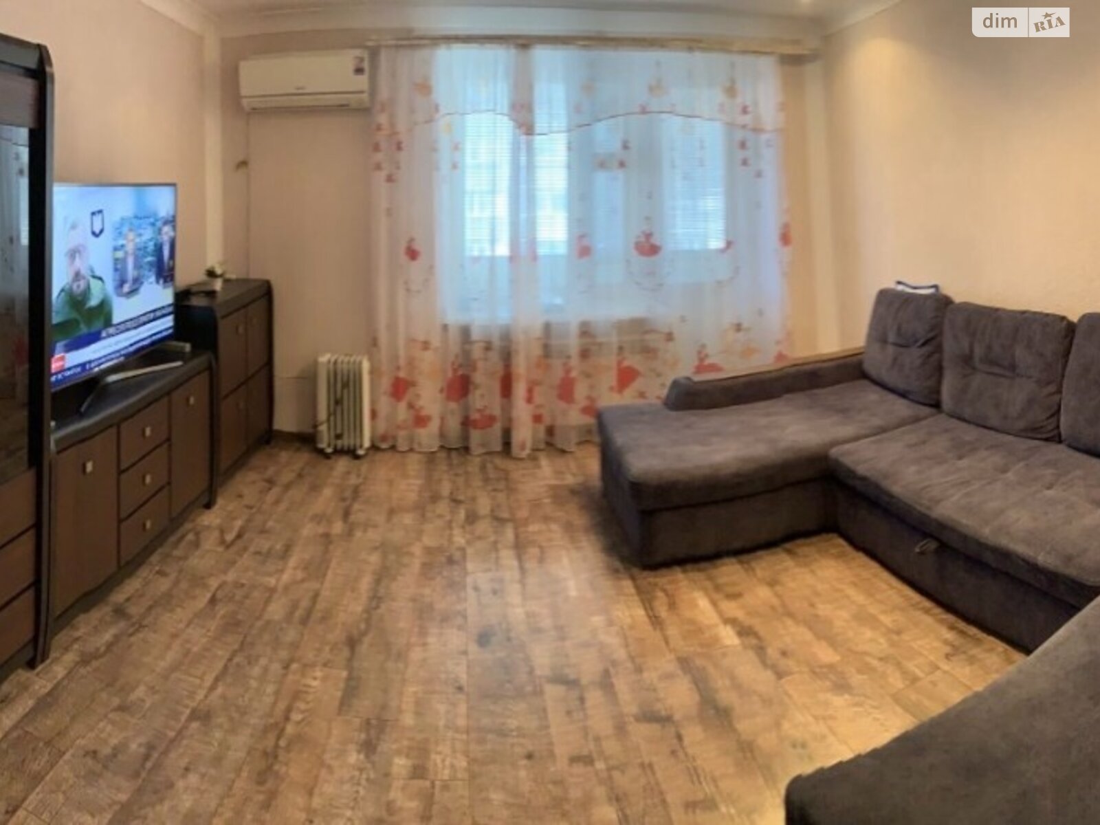 трехкомнатная квартира с мебелью в Днепре, район Чечеловский, на ул. Национальной Гвардии в аренду на долгий срок помесячно фото 1