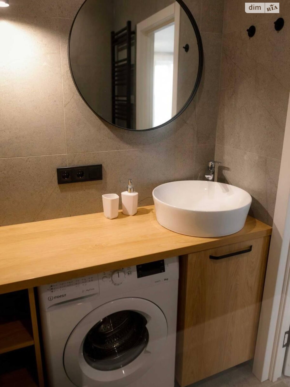 однокомнатная квартира в Днепре, район ДИИТ, на ул. Героев Спасателей 6 в аренду на долгий срок помесячно фото 1 однокомнатная квартира в Днепре, район ДИИТ, на ул. Героев Спасателей 6 в аренду на долгий срок помесячно фото 1