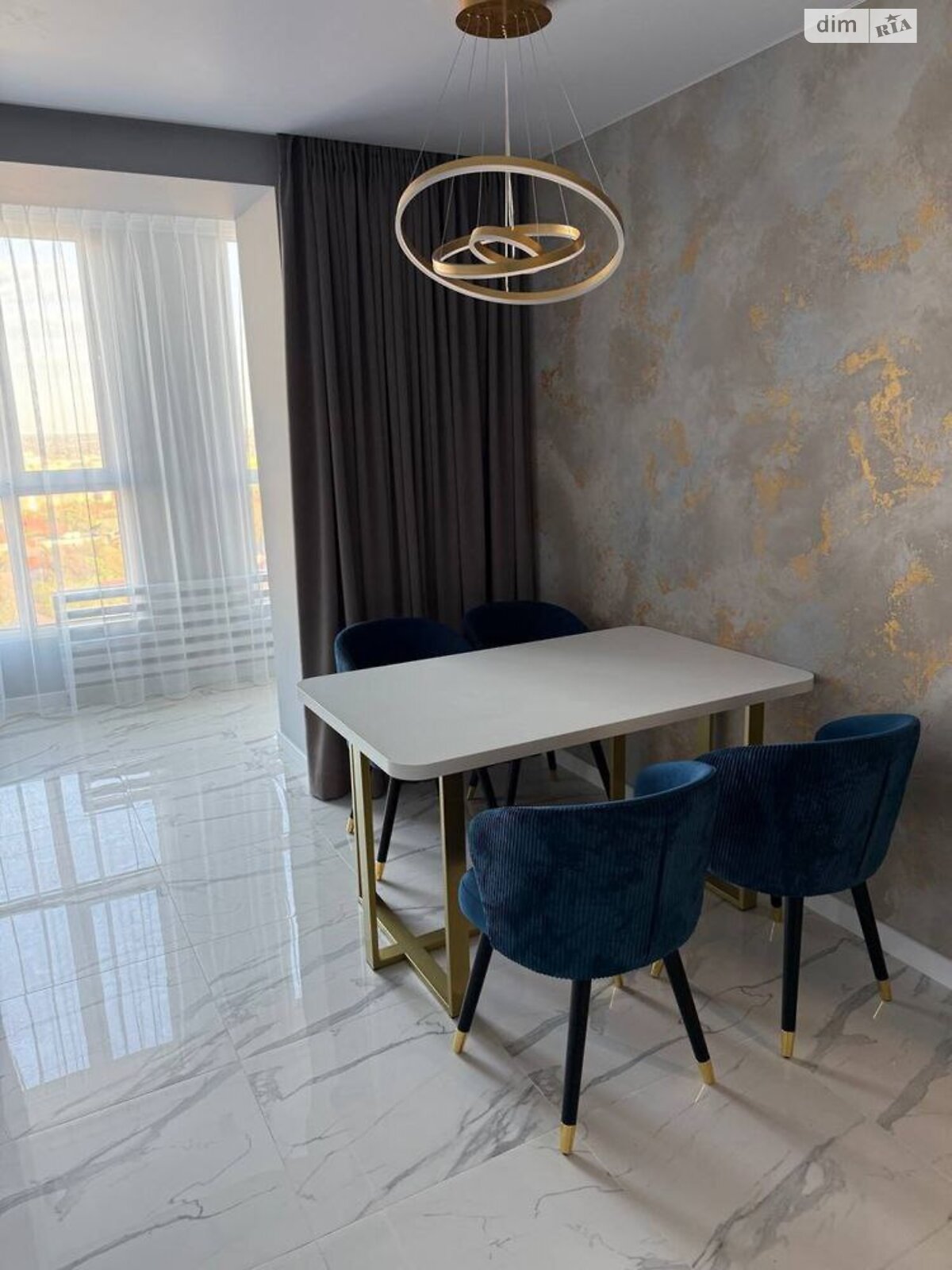 трехкомнатная квартира в Днепре, район ДИИТ, на ул. Героев Спасателей 6 в аренду на долгий срок помесячно фото 1 трехкомнатная квартира в Днепре, район ДИИТ, на ул. Героев Спасателей 6 в аренду на долгий срок помесячно фото 1