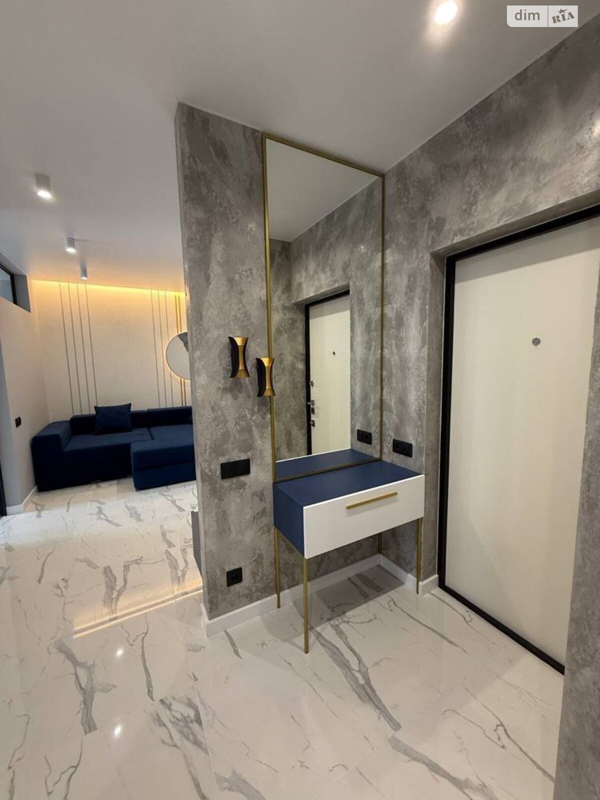 трехкомнатная квартира в Днепре, район ДИИТ, на ул. Героев Спасателей 6 в аренду на долгий срок помесячно фото 1 трехкомнатная квартира в Днепре, район ДИИТ, на ул. Героев Спасателей 6 в аренду на долгий срок помесячно фото 1