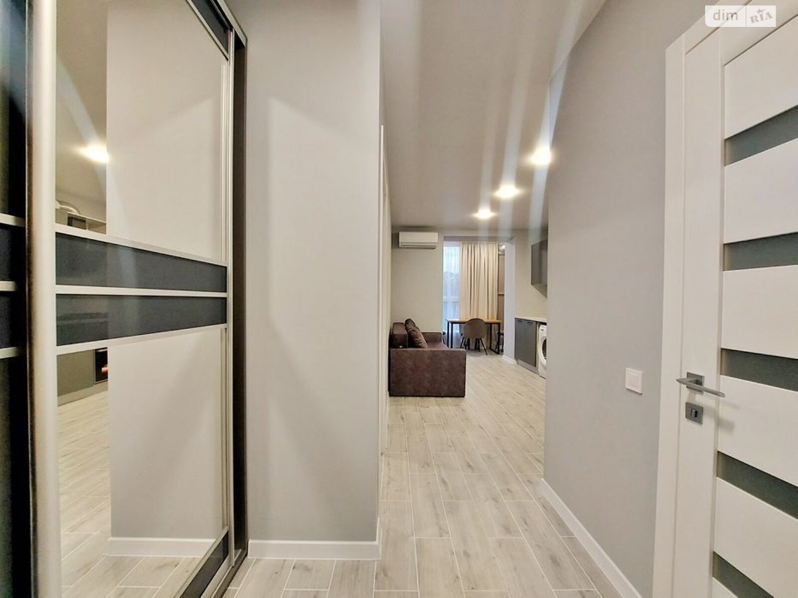 двокімнатна квартира в Дніпрі, район ДІІТ, на вул. Героїв Рятувальників 6 в довготривалу оренду помісячно фото 1 двокімнатна квартира в Дніпрі, район ДІІТ, на вул. Героїв Рятувальників 6 в довготривалу оренду помісячно фото 1