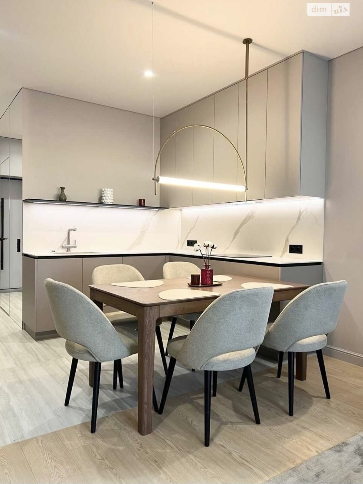 двокімнатна квартира в Дніпрі, район ДІІТ, на вул. Героїв Рятувальників 6 в довготривалу оренду помісячно фото 1 двокімнатна квартира в Дніпрі, район ДІІТ, на вул. Героїв Рятувальників 6 в довготривалу оренду помісячно фото 1