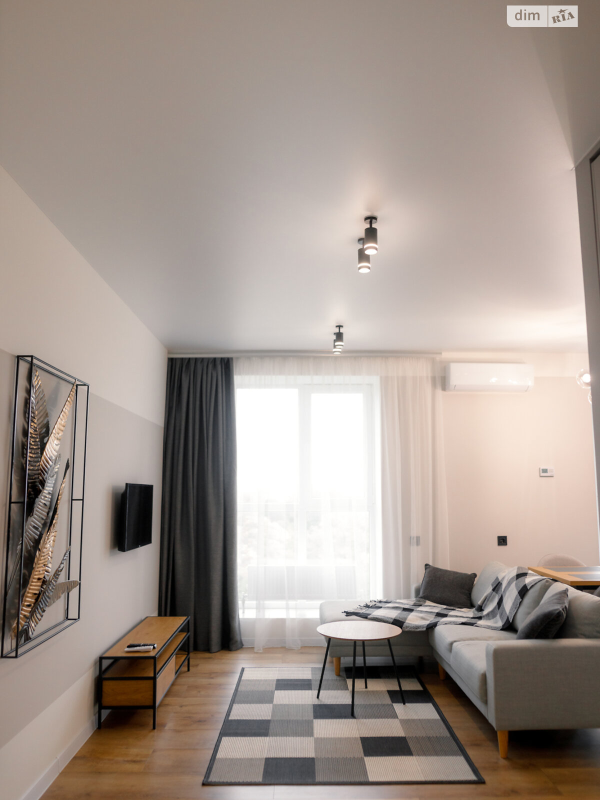 однокомнатная квартира в Днепре, район ДИИТ, на ул. Героев Спасателей 6 в аренду на долгий срок помесячно фото 1