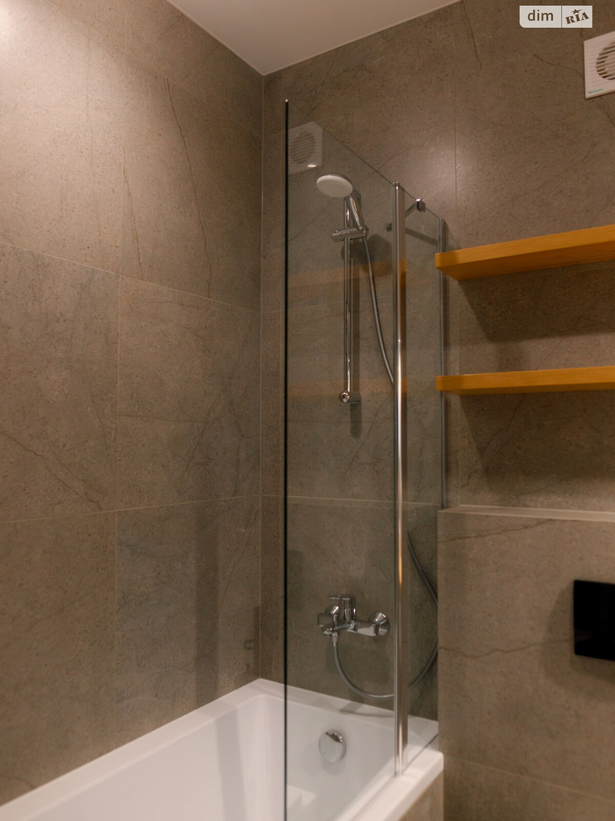 однокомнатная квартира в Днепре, район ДИИТ, на ул. Героев Спасателей 6 в аренду на долгий срок помесячно фото 1