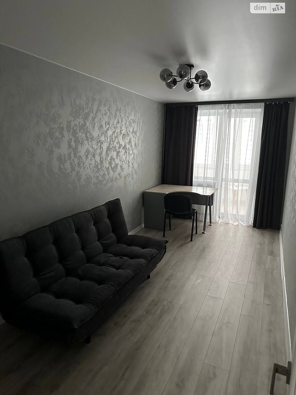 трехкомнатная квартира в Днепре, на просп. Героев 12 в аренду на долгий срок помесячно фото 1