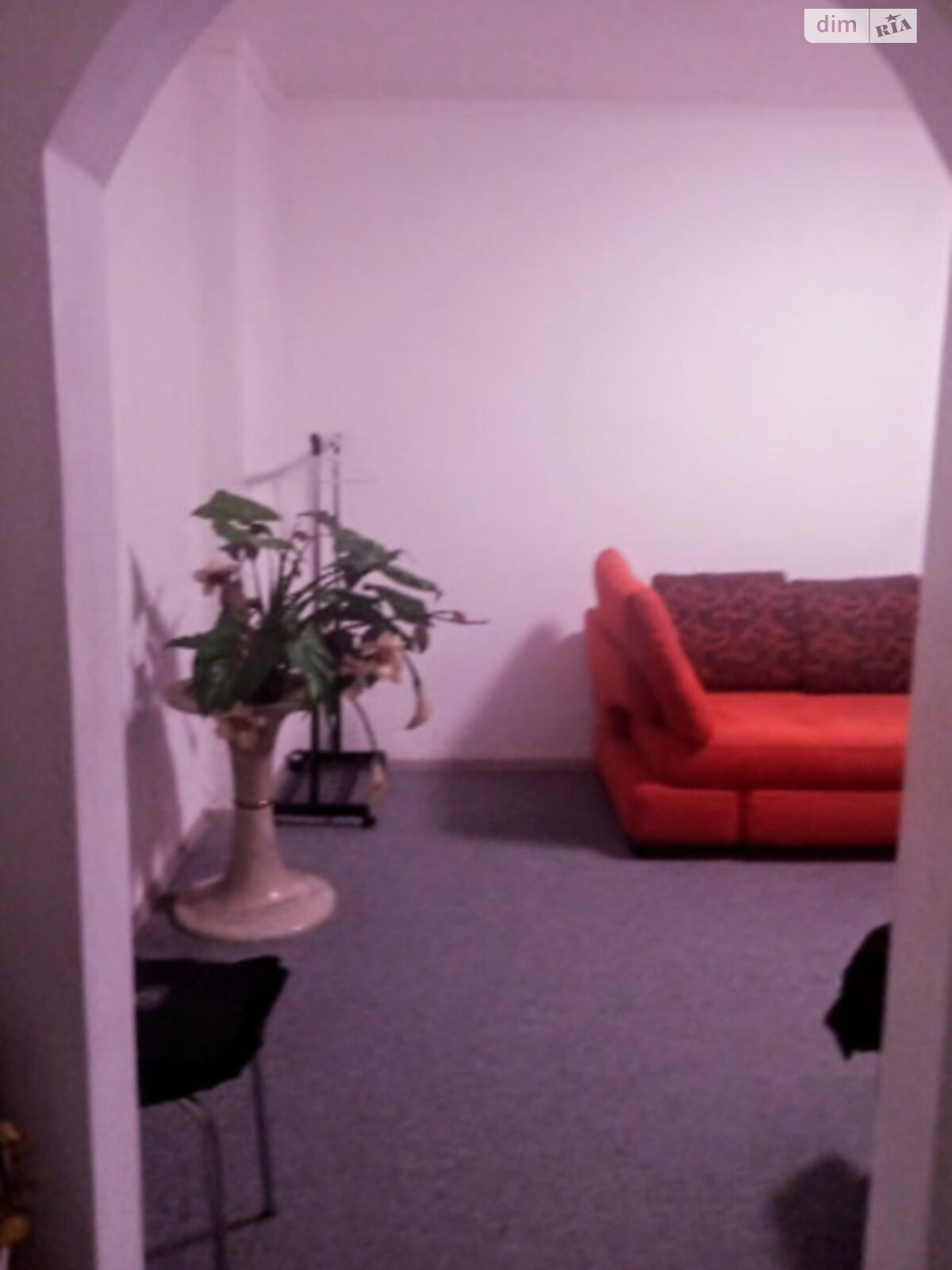 двухкомнатная квартира с мебелью в Днепре, на ул. Гордиенко Кости 3 в аренду на долгий срок помесячно фото 1