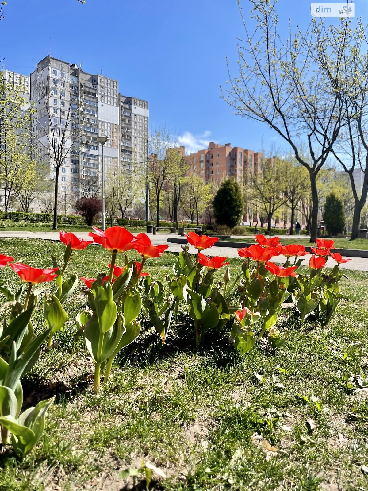 трехкомнатная квартира в Днепре, район Индустриальный, на просп. Мира 2А в аренду на долгий срок помесячно фото 1