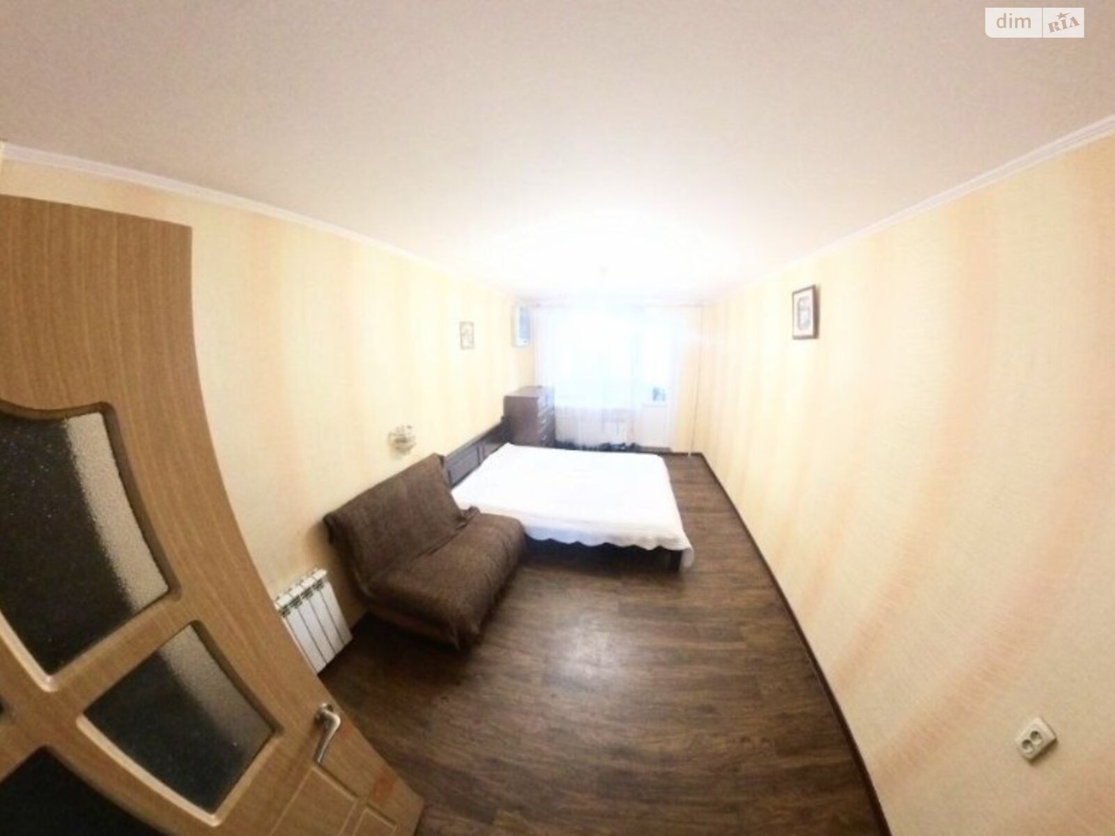 трехкомнатная квартира с мебелью в Днепре, на ул. Калиновая 79А в аренду на долгий срок помесячно фото 1