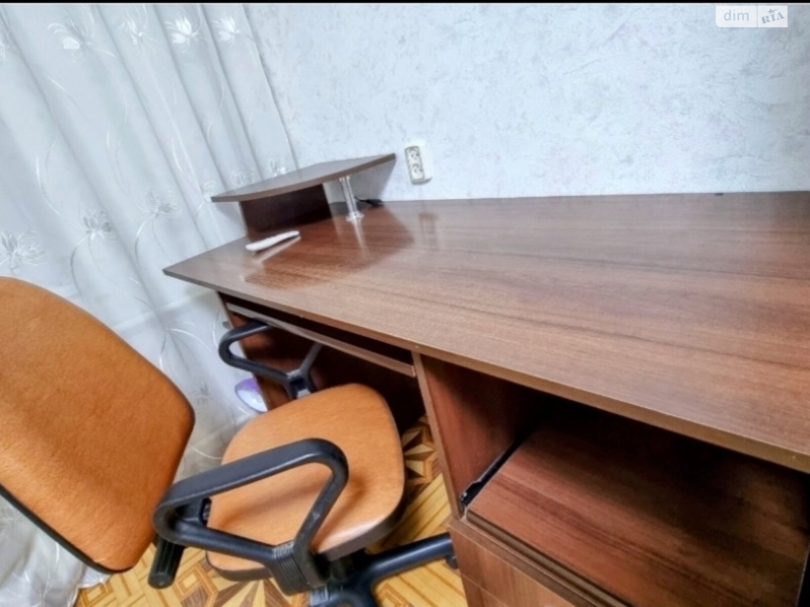трехкомнатная квартира в Днепре, район Калиновский, на ул. Янтарная в аренду на долгий срок помесячно фото 1