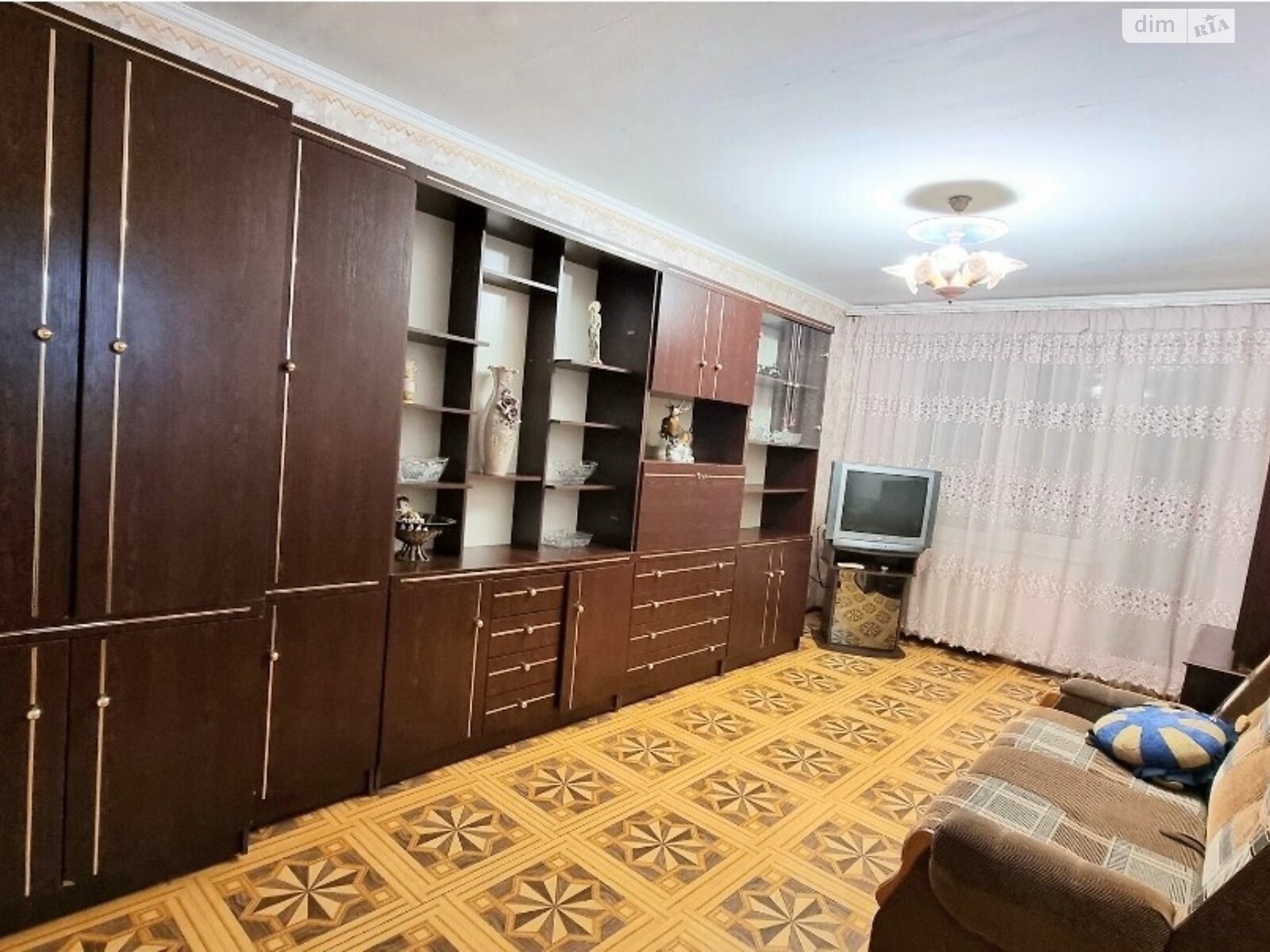 трехкомнатная квартира в Днепре, район Калиновский, на ул. Янтарная в аренду на долгий срок помесячно фото 1 трехкомнатная квартира в Днепре, район Калиновский, на ул. Янтарная в аренду на долгий срок помесячно фото 1