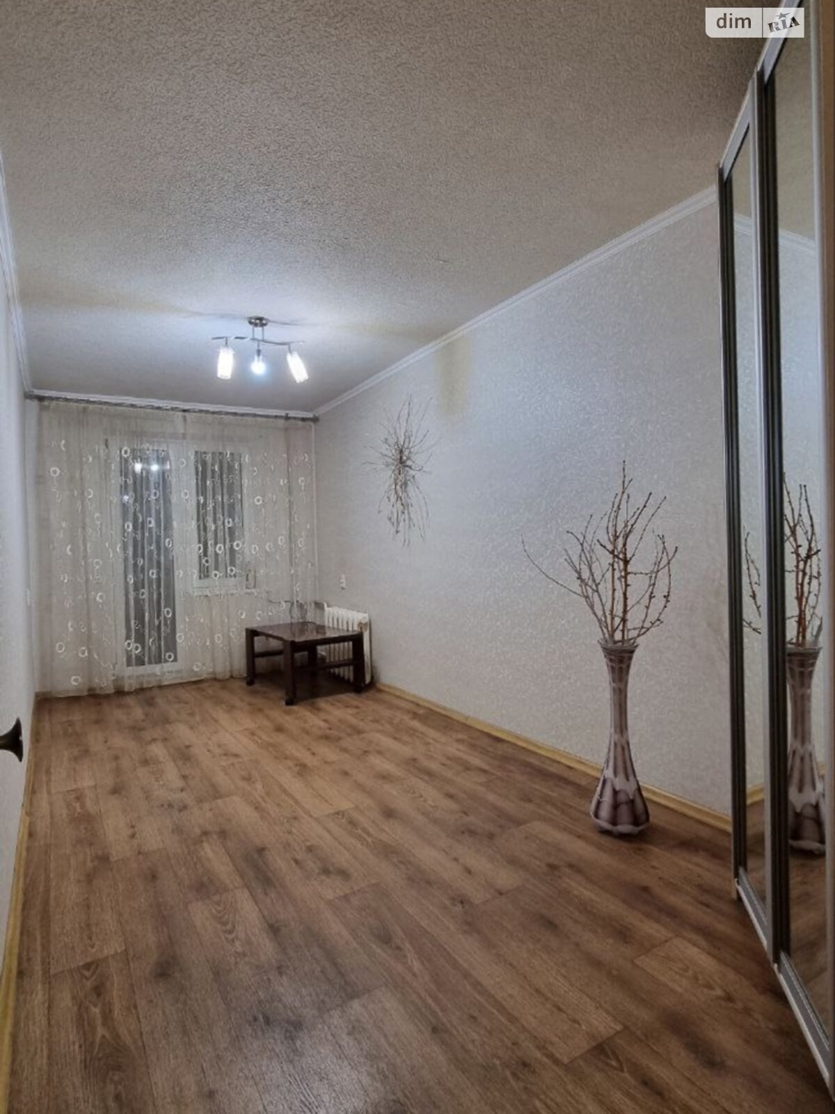 трехкомнатная квартира в Днепре, район Калиновский, на ул. Янтарная в аренду на долгий срок помесячно фото 1 трехкомнатная квартира в Днепре, район Калиновский, на ул. Янтарная в аренду на долгий срок помесячно фото 1