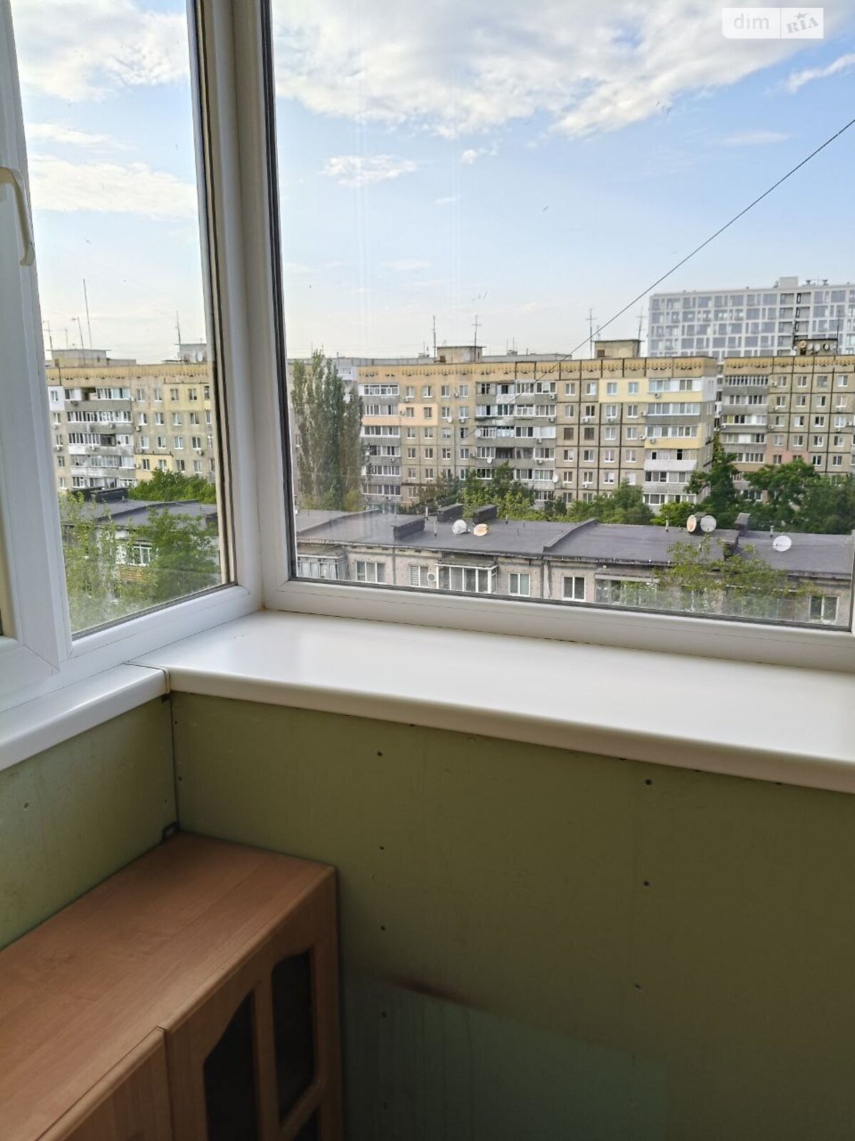 трехкомнатная квартира в Днепре, район Калиновский, на ул. Янтарная 79 в аренду на долгий срок помесячно фото 1 трехкомнатная квартира в Днепре, район Калиновский, на ул. Янтарная 79 в аренду на долгий срок помесячно фото 1