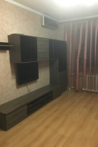 трехкомнатная квартира в Днепре, район Амур-Нижнеднепровский, на шоссе Донецкое 7 в аренду на долгий срок помесячно фото 2