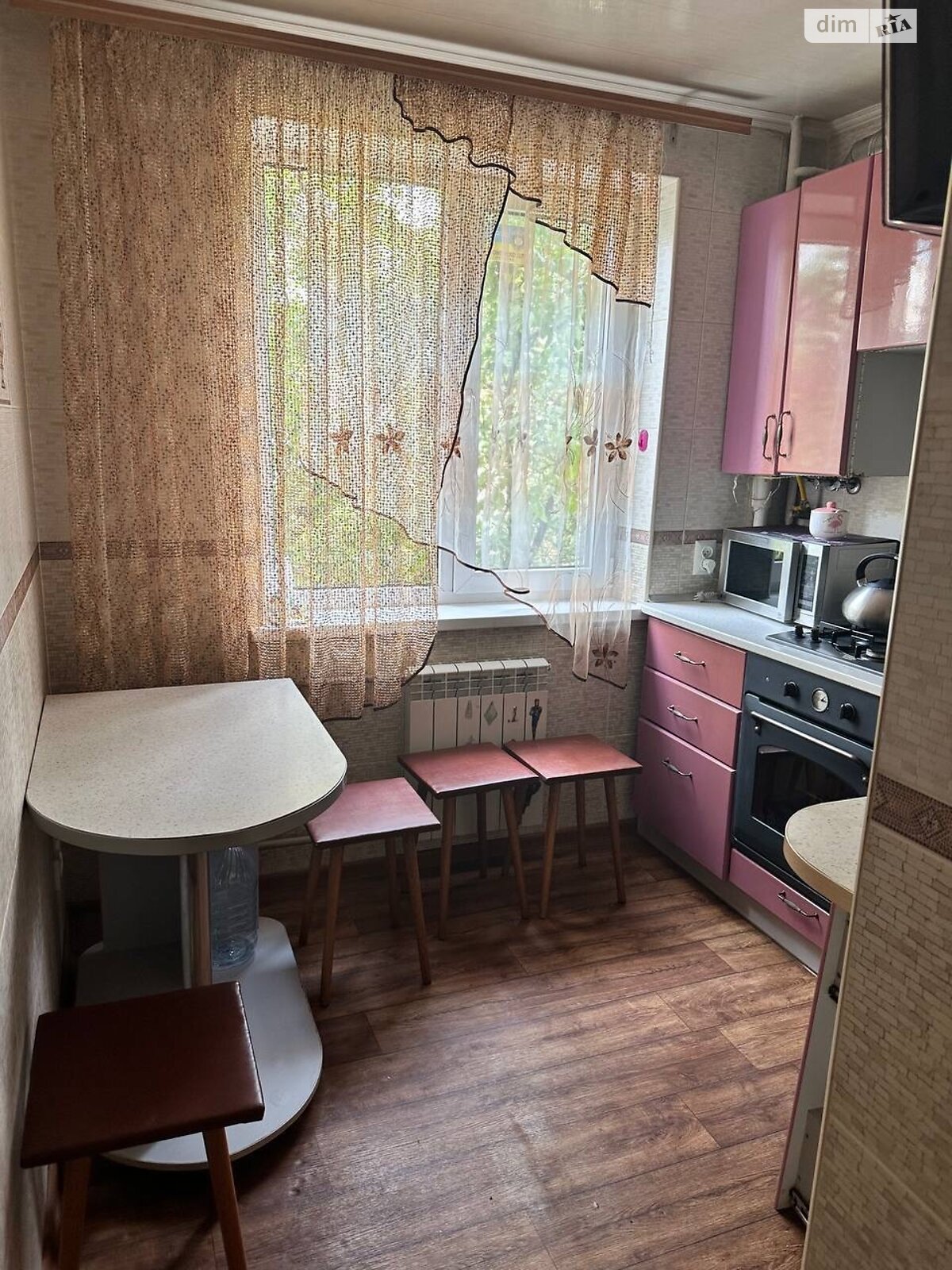 двухкомнатная квартира в Днепре, район Косиора, на ул. Хмельницкого Богдана 19 в аренду на долгий срок помесячно фото 1 двухкомнатная квартира в Днепре, район Косиора, на ул. Хмельницкого Богдана 19 в аренду на долгий срок помесячно фото 1