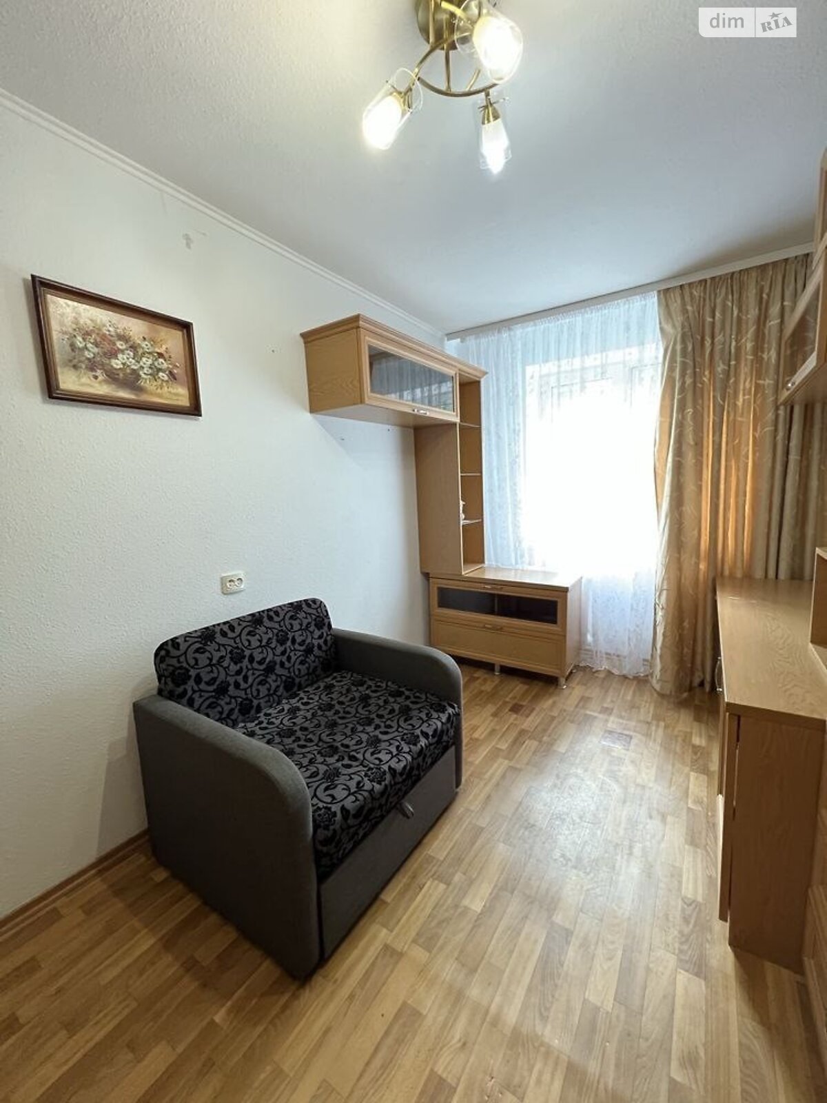 трехкомнатная квартира в Днепре, район Косиора, на ул. Квитки Цисык 10, кв. 20 в аренду на долгий срок помесячно фото 1 трехкомнатная квартира в Днепре, район Косиора, на ул. Квитки Цисык 10, кв. 20 в аренду на долгий срок помесячно фото 1