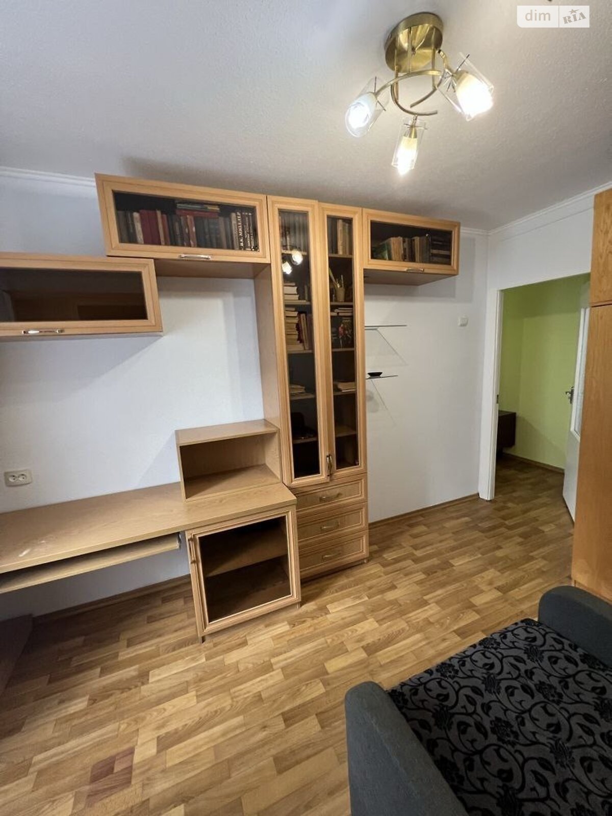 трехкомнатная квартира в Днепре, район Косиора, на ул. Квитки Цисык 10, кв. 20 в аренду на долгий срок помесячно фото 1 трехкомнатная квартира в Днепре, район Косиора, на ул. Квитки Цисык 10, кв. 20 в аренду на долгий срок помесячно фото 1