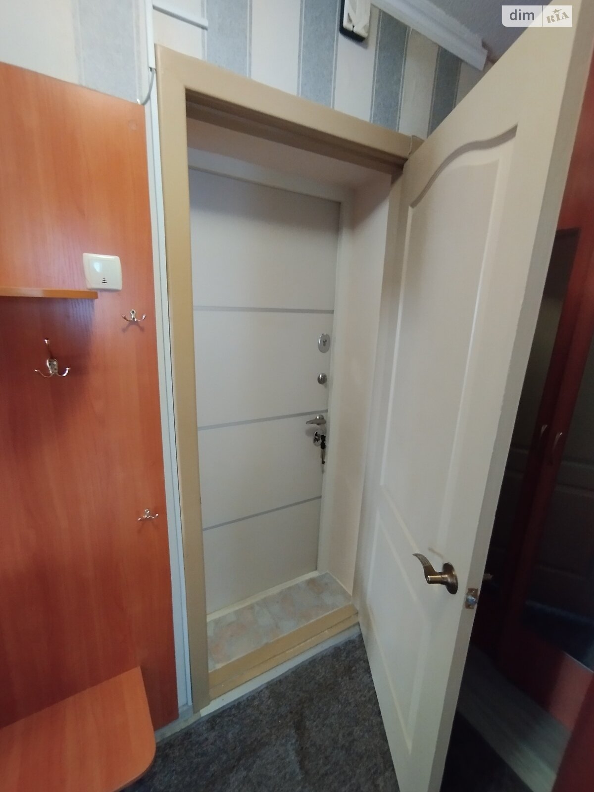 двухкомнатная квартира в Днепре, район Косиора, на ул. Осенняя 4А в аренду на долгий срок помесячно фото 1 двухкомнатная квартира в Днепре, район Косиора, на ул. Осенняя 4А в аренду на долгий срок помесячно фото 1