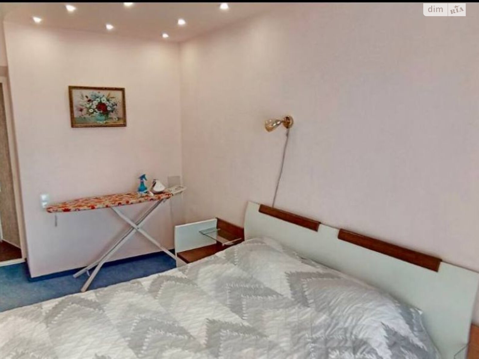 трехкомнатная квартира в Днепре, район Косиора, на просп. Слобожанский 40Б в аренду на долгий срок помесячно фото 1