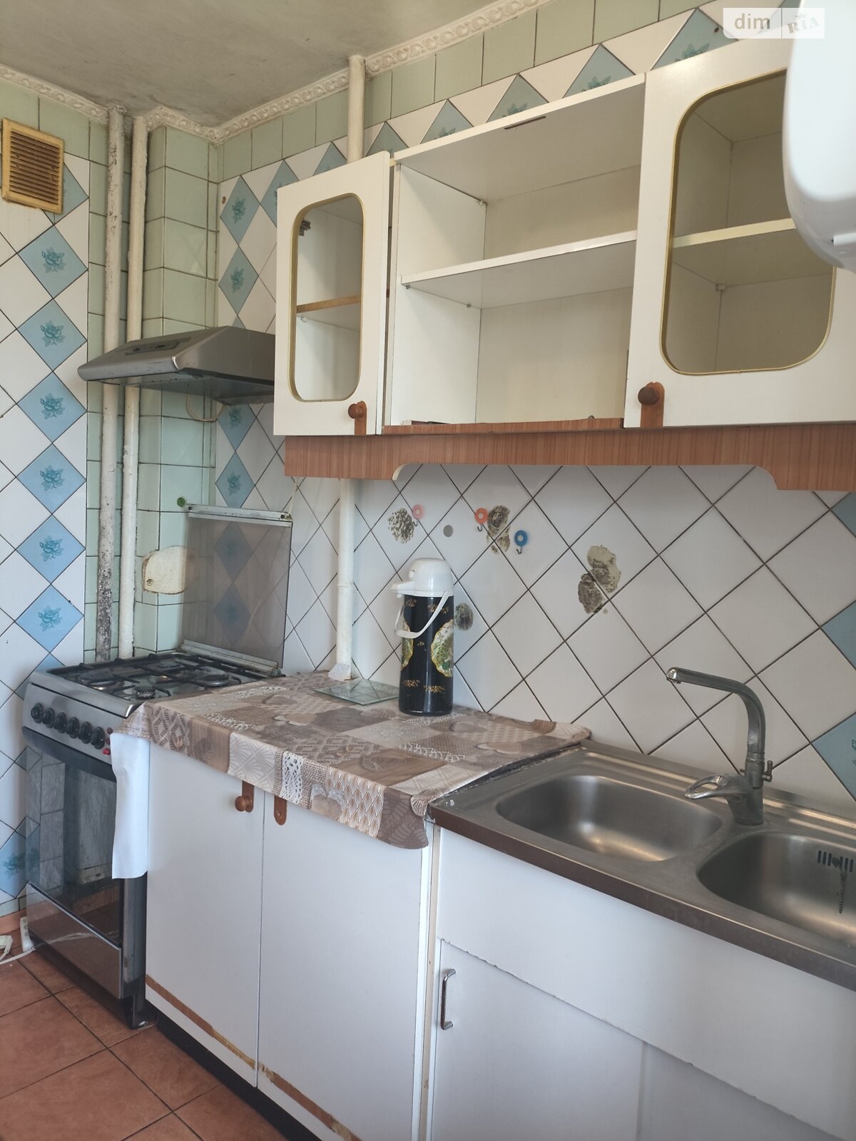 двухкомнатная квартира в Днепре, район Красный Камень, на ул. Коробова 22 в аренду на долгий срок помесячно фото 1 двухкомнатная квартира в Днепре, район Красный Камень, на ул. Коробова 22 в аренду на долгий срок помесячно фото 1