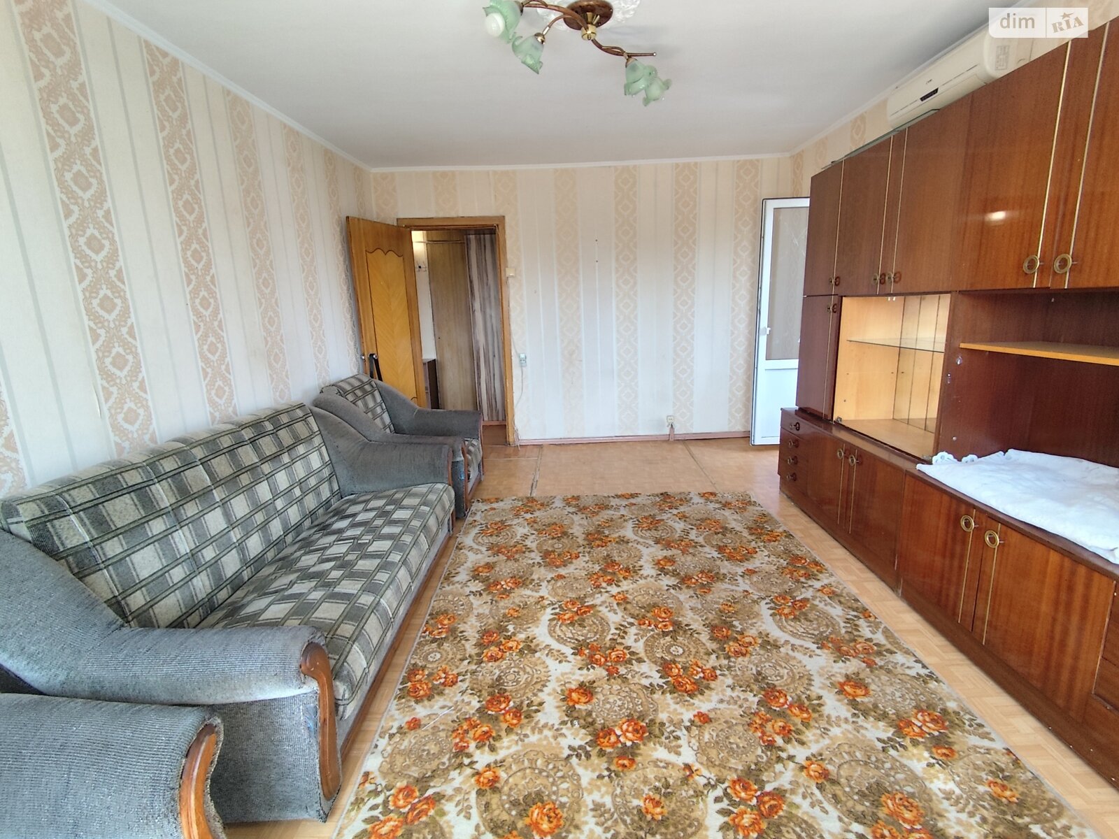 двухкомнатная квартира в Днепре, район Красный Камень, на ул. Коробова 22 в аренду на долгий срок помесячно фото 1 двухкомнатная квартира в Днепре, район Красный Камень, на ул. Коробова 22 в аренду на долгий срок помесячно фото 1