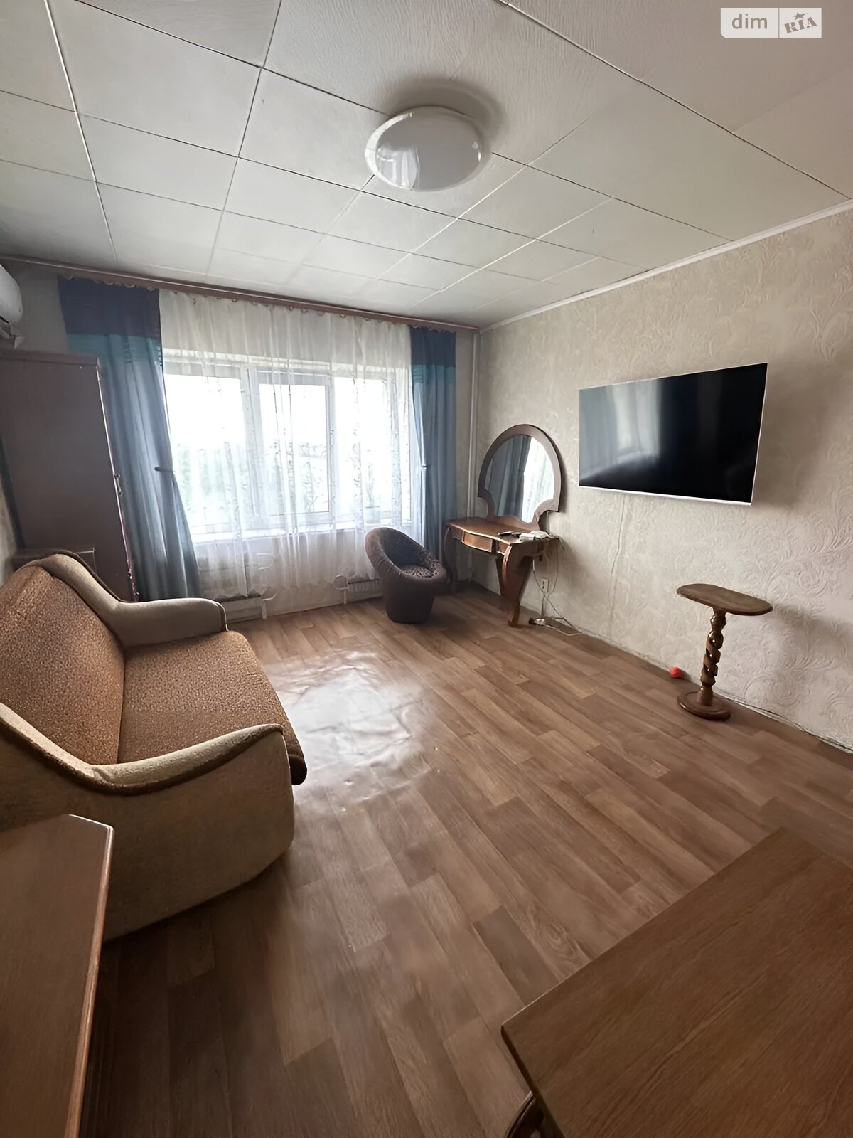 двухкомнатная квартира в Днепре, район Красный Камень, на ул. Коробова 16 в аренду на долгий срок помесячно фото 1 двухкомнатная квартира в Днепре, район Красный Камень, на ул. Коробова 16 в аренду на долгий срок помесячно фото 1
