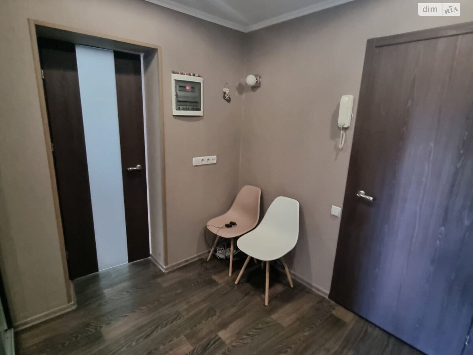 двухкомнатная квартира в Днепре, район Красный Камень, на мас. Красный Камень 3 в аренду на долгий срок помесячно фото 1 двухкомнатная квартира в Днепре, район Красный Камень, на мас. Красный Камень 3 в аренду на долгий срок помесячно фото 1