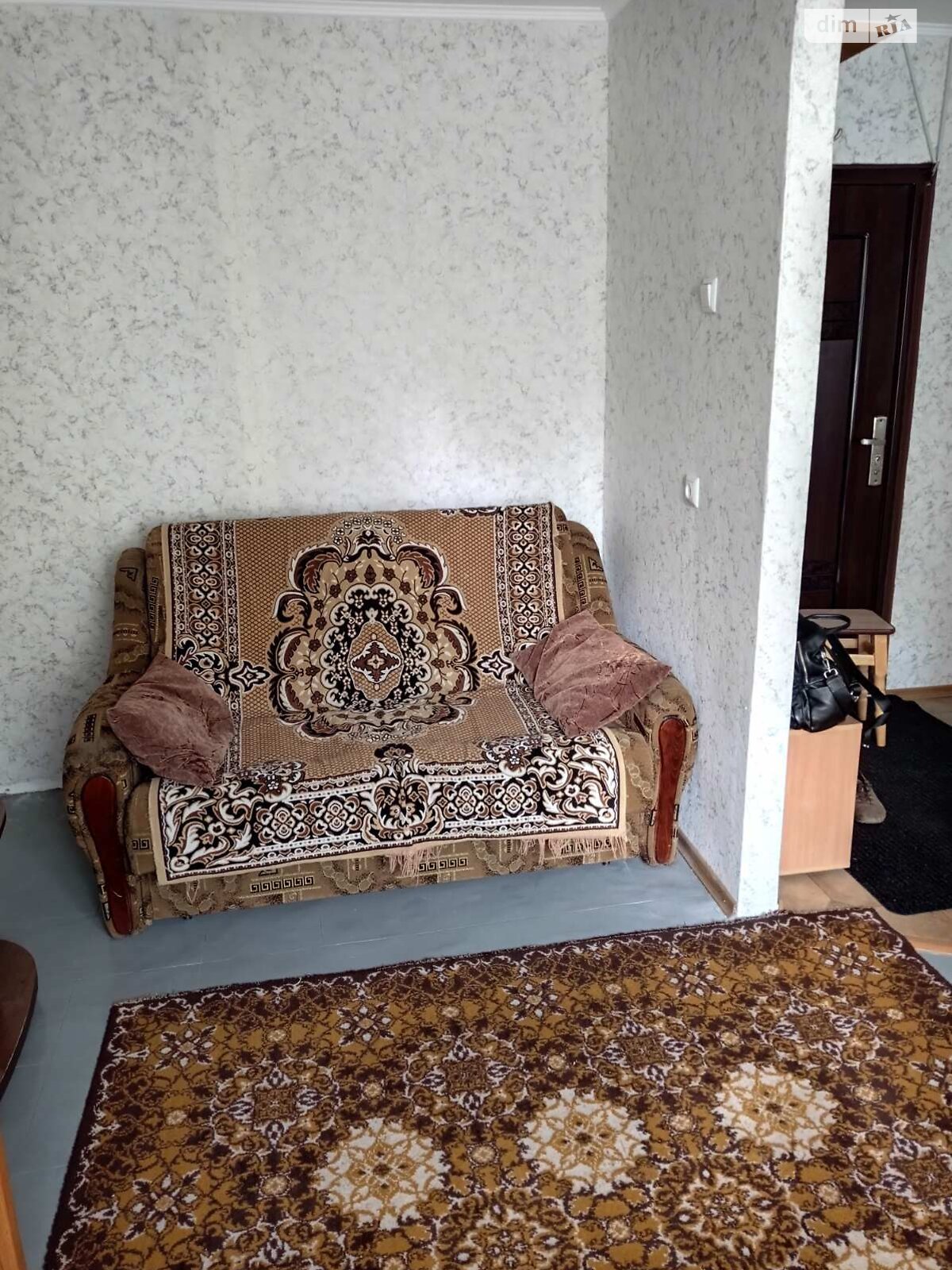 однокімнатна квартира з ремонтом в Дніпрі, район Новокодацький, на мас. Червоний Камінь 10 в довготривалу оренду помісячно фото 1 однокімнатна квартира з ремонтом в Дніпрі, район Новокодацький, на мас. Червоний Камінь 10 в довготривалу оренду помісячно фото 1