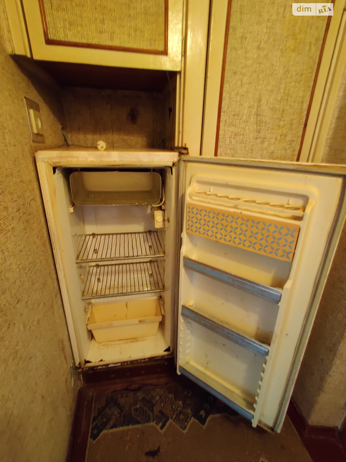 однокімнатна квартира в Дніпрі, район Червоний Камінь, на мас. Червоний Камінь в довготривалу оренду помісячно фото 1