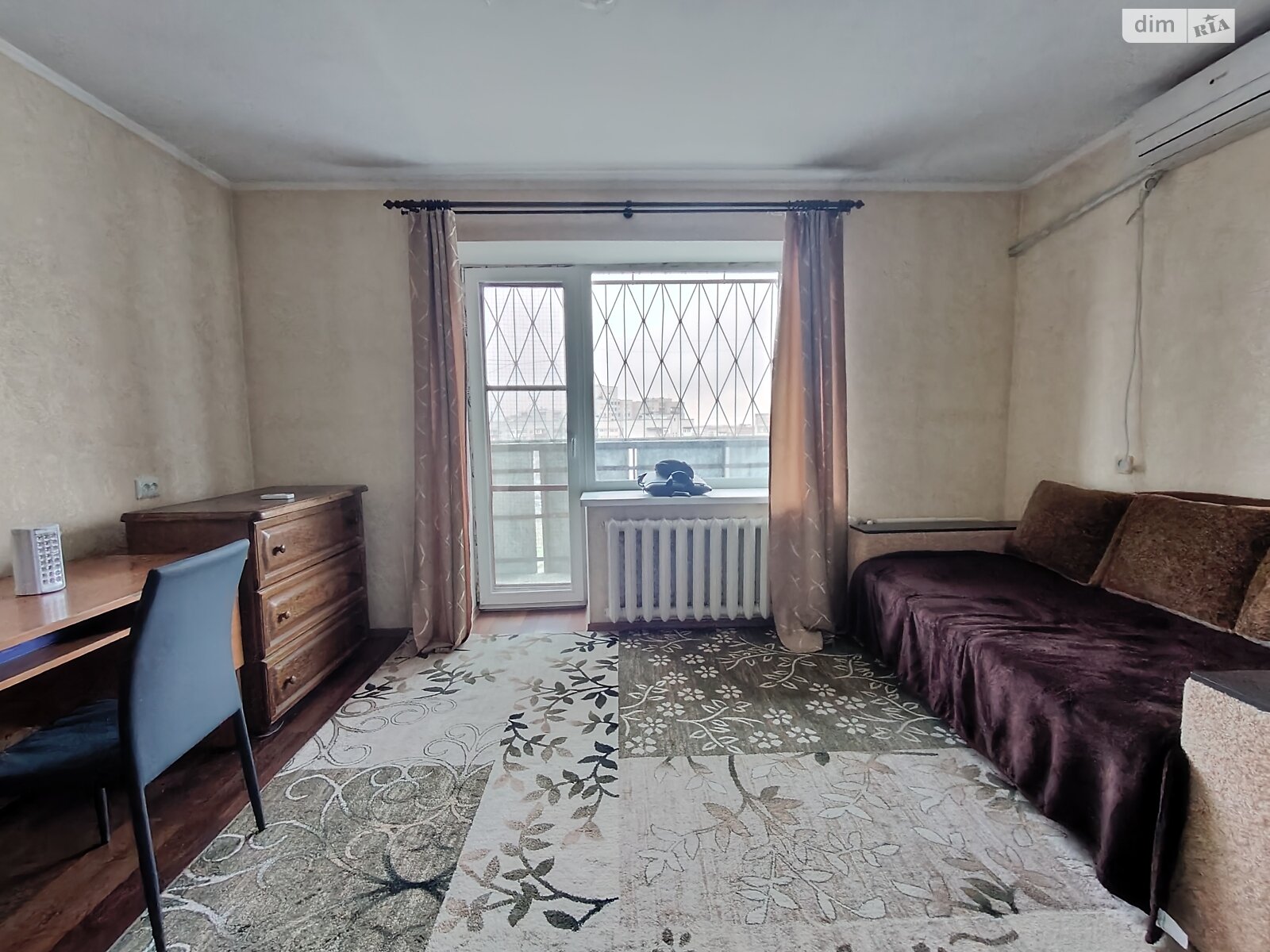 однокомнатная квартира в Днепре, район Красный Камень, на ул. Савкина в аренду на долгий срок помесячно фото 1 однокомнатная квартира в Днепре, район Красный Камень, на ул. Савкина в аренду на долгий срок помесячно фото 1