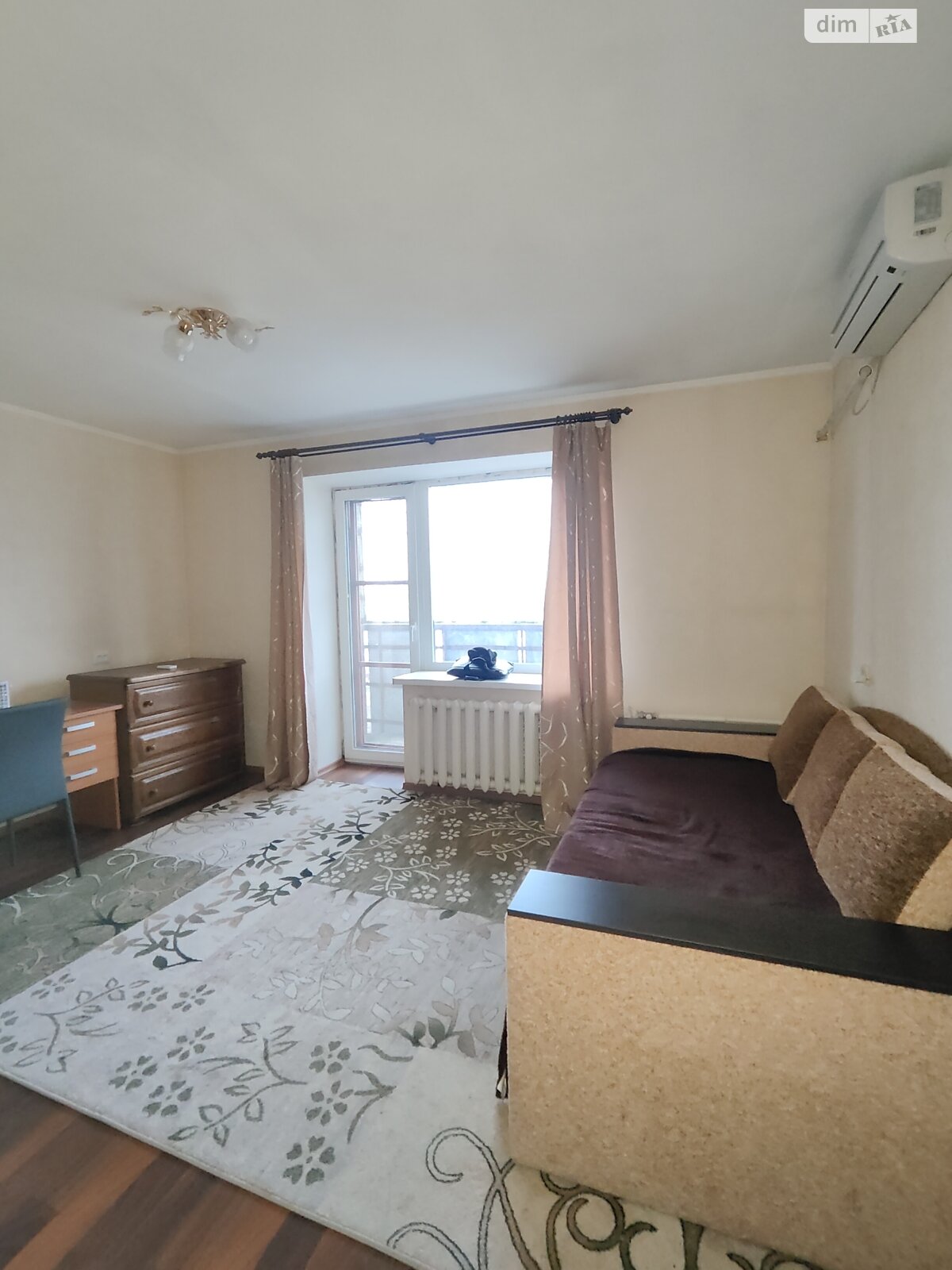 однокомнатная квартира в Днепре, район Красный Камень, на ул. Савкина в аренду на долгий срок помесячно фото 1 однокомнатная квартира в Днепре, район Красный Камень, на ул. Савкина в аренду на долгий срок помесячно фото 1