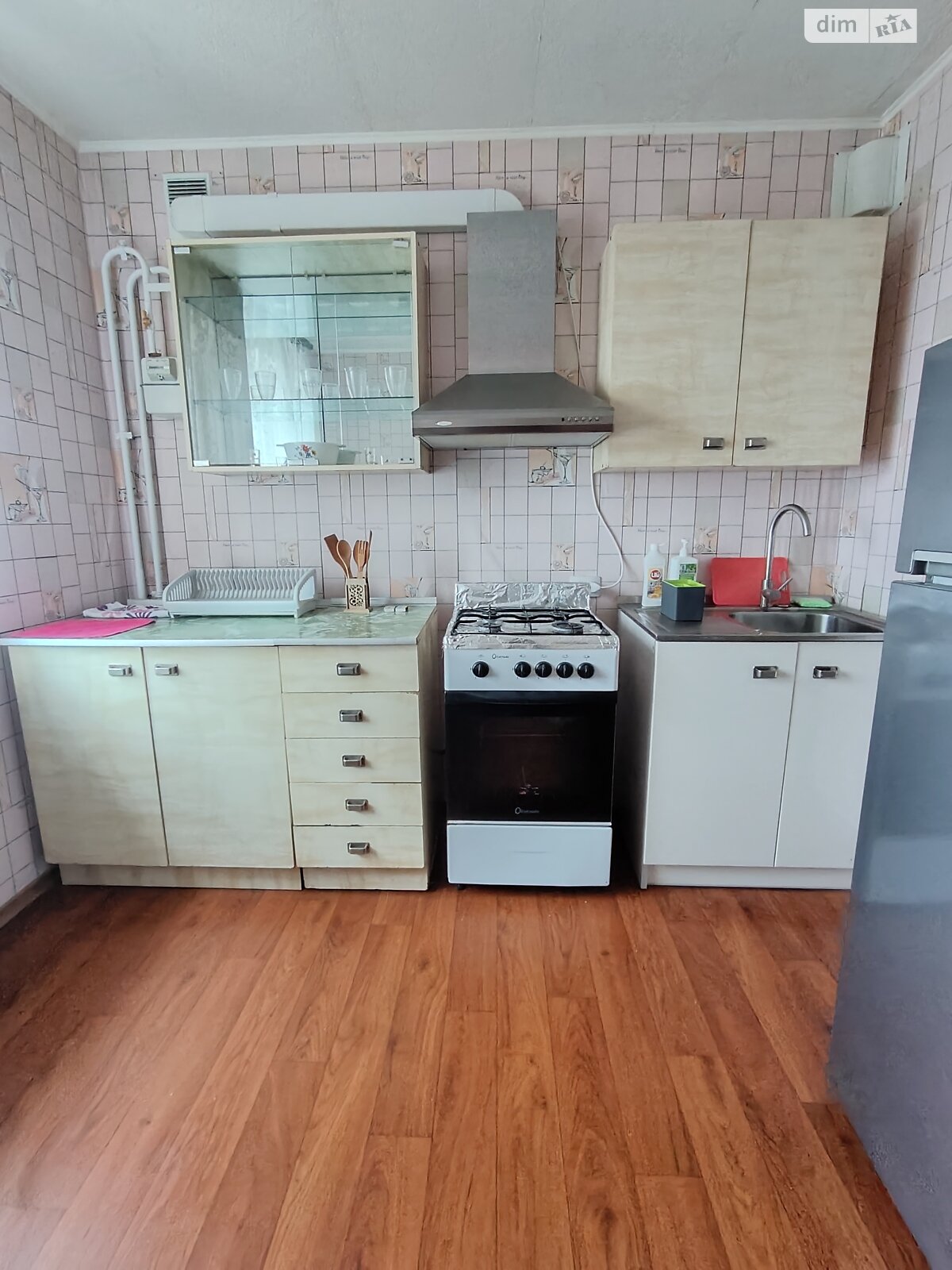 однокомнатная квартира в Днепре, район Красный Камень, на ул. Савкина в аренду на долгий срок помесячно фото 1 однокомнатная квартира в Днепре, район Красный Камень, на ул. Савкина в аренду на долгий срок помесячно фото 1