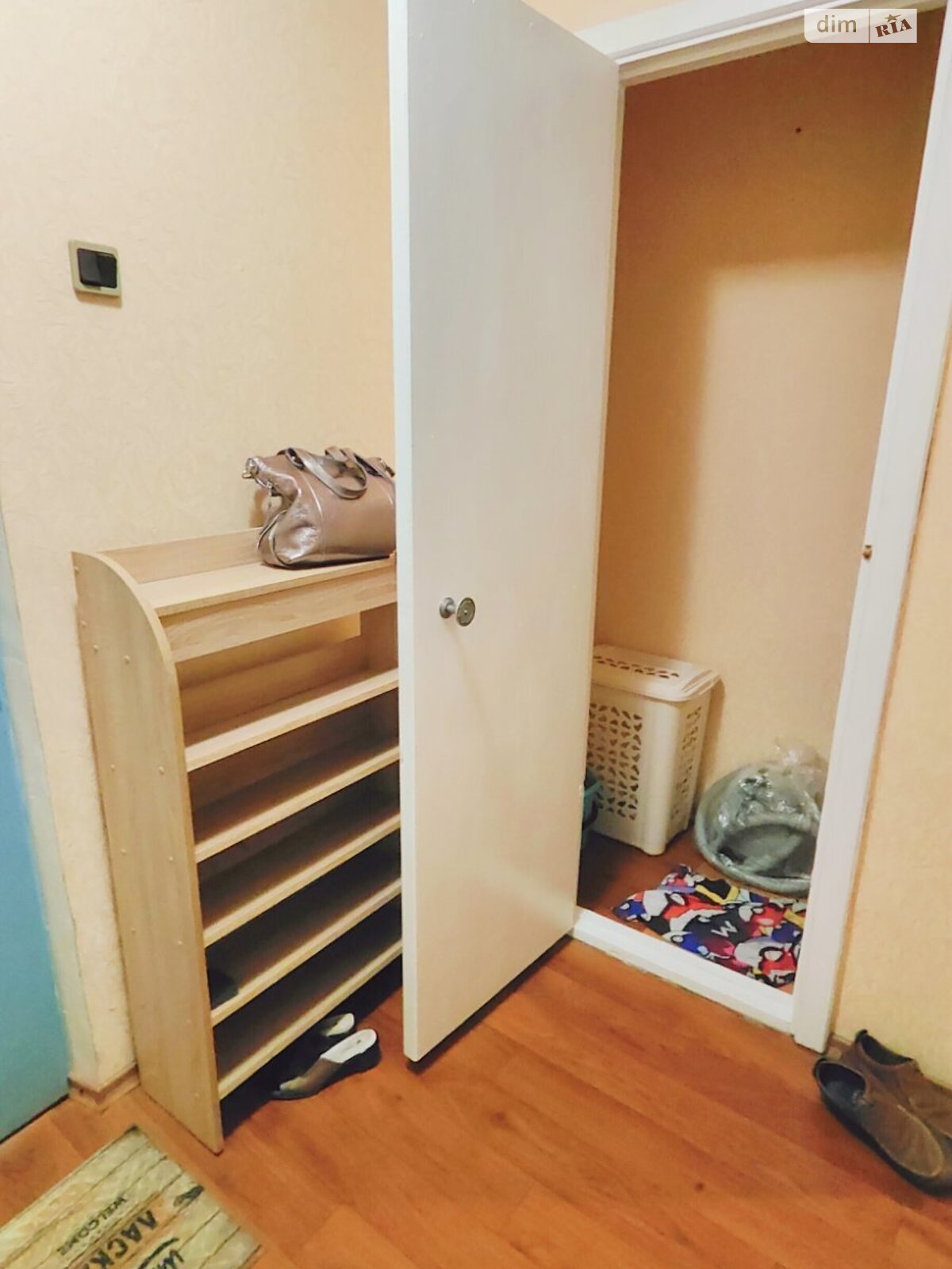 однокомнатная квартира в Днепре, район Красный Камень, на ул. Савкина в аренду на долгий срок помесячно фото 1 однокомнатная квартира в Днепре, район Красный Камень, на ул. Савкина в аренду на долгий срок помесячно фото 1