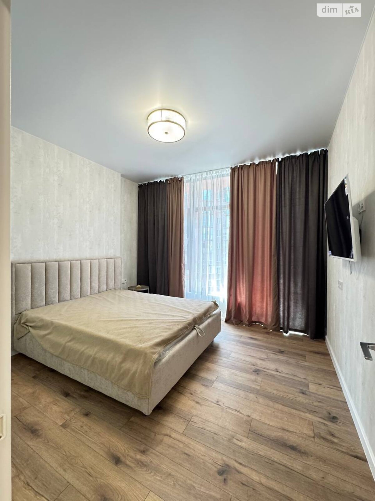 однокомнатная квартира в Днепре, на бул. Кучеревского 1 в аренду на долгий срок помесячно фото 1 однокомнатная квартира в Днепре, на бул. Кучеревского 1 в аренду на долгий срок помесячно фото 1