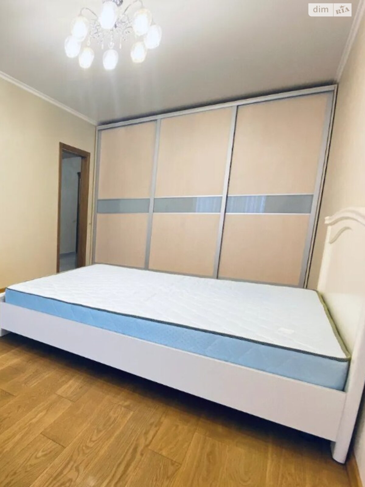двокімнатна квартира в Дніпрі, район Табірний, на вул. Левка Лук’яненка 24 в довготривалу оренду помісячно фото 1 двокімнатна квартира в Дніпрі, район Табірний, на вул. Левка Лук’яненка 24 в довготривалу оренду помісячно фото 1