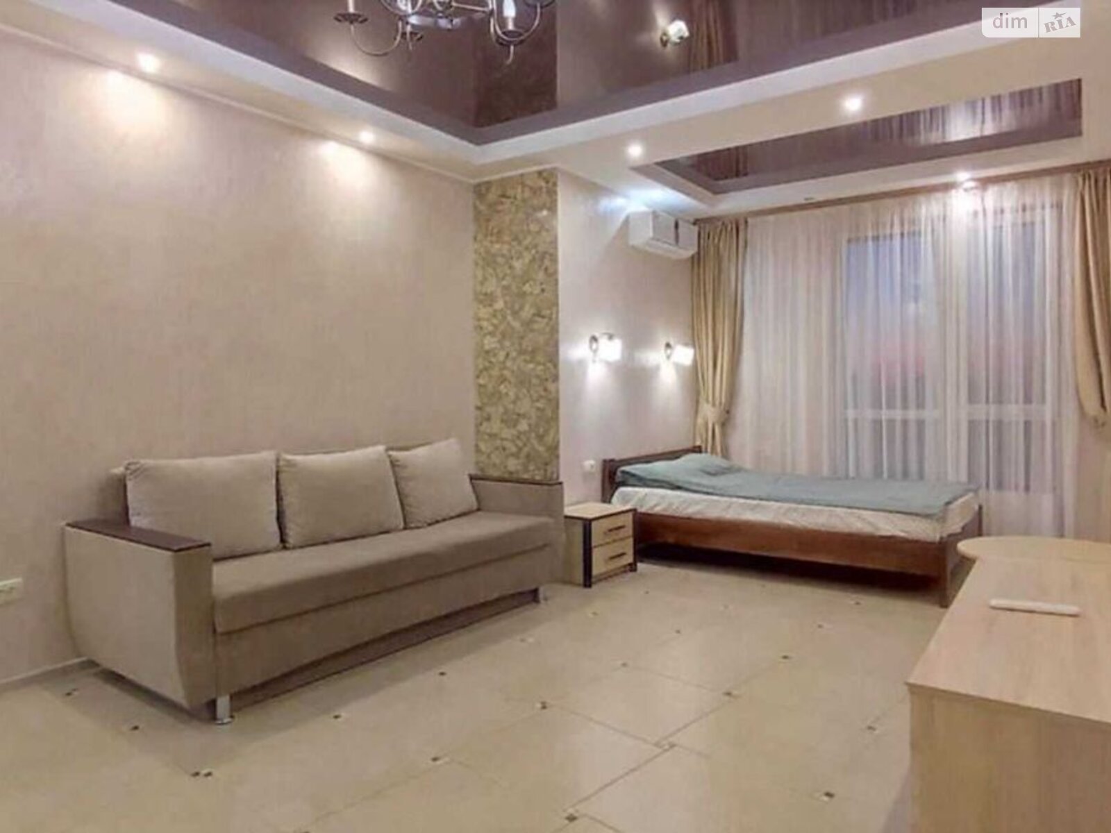 однокомнатная квартира в Днепре, район Лагерный, на ул. Левка Лукьяненко 18 в аренду на долгий срок помесячно фото 1 однокомнатная квартира в Днепре, район Лагерный, на ул. Левка Лукьяненко 18 в аренду на долгий срок помесячно фото 1