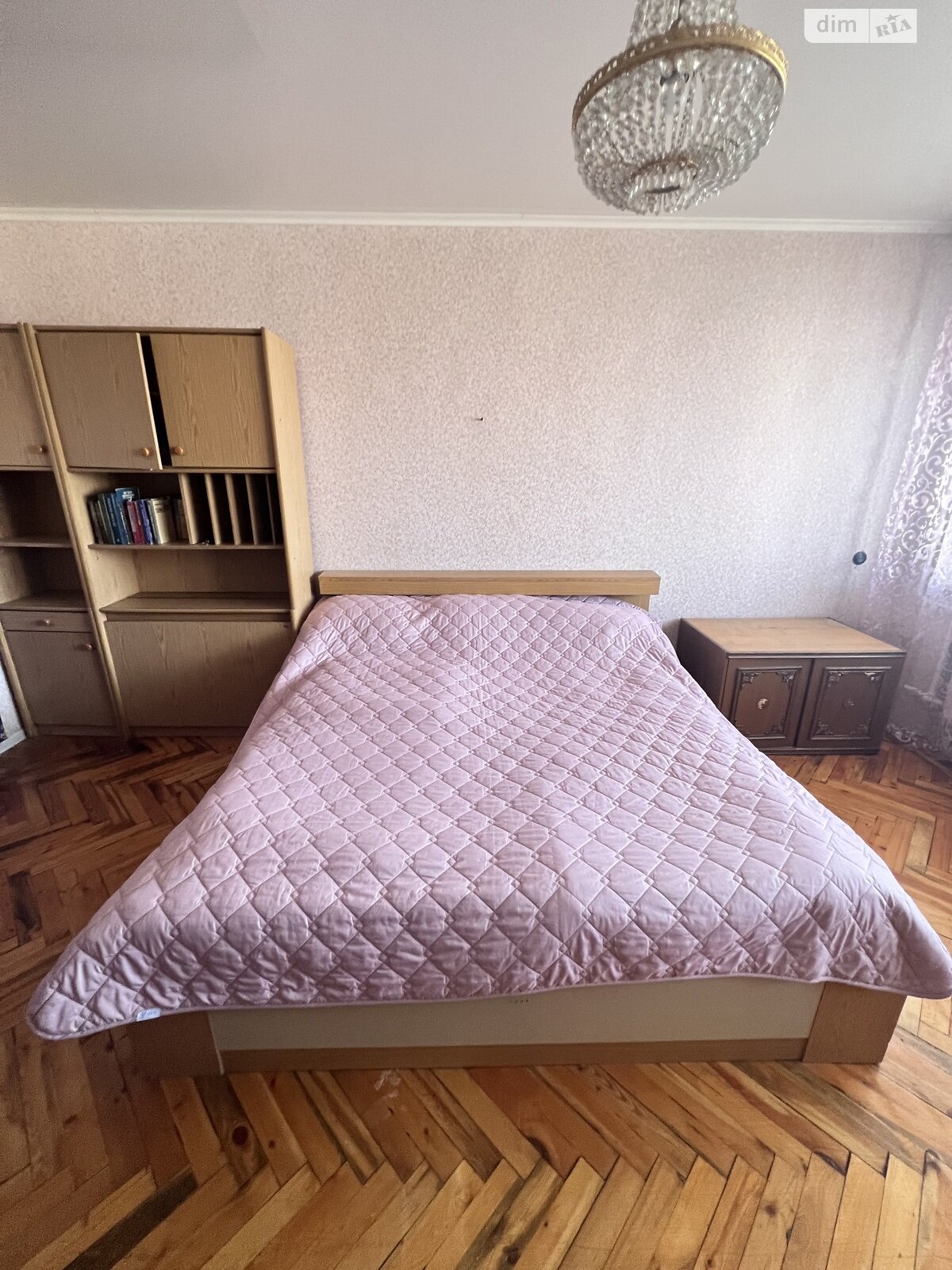 трехкомнатная квартира в Днепре, район Лагерный, на ул. Писаржевского 11 в аренду на долгий срок помесячно фото 1 трехкомнатная квартира в Днепре, район Лагерный, на ул. Писаржевского 11 в аренду на долгий срок помесячно фото 1