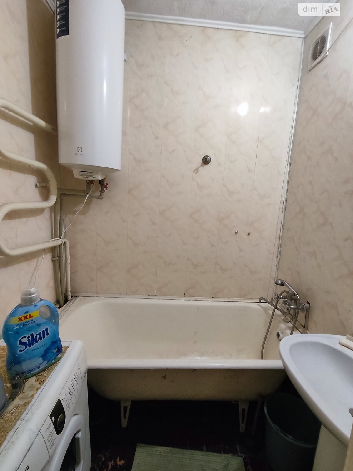 однокомнатная квартира в Днепре, район Лагерный, на ул. Писаржевского 11 в аренду на долгий срок помесячно фото 1 однокомнатная квартира в Днепре, район Лагерный, на ул. Писаржевского 11 в аренду на долгий срок помесячно фото 1