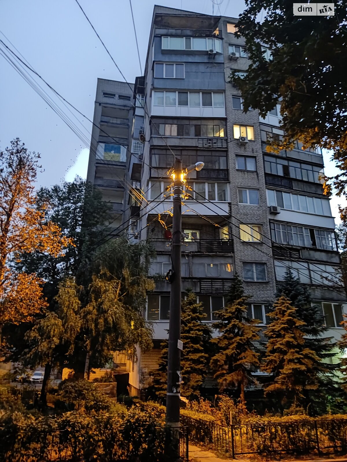 однокомнатная квартира в Днепре, район Лагерный, на ул. Писаржевского 11 в аренду на долгий срок помесячно фото 1 однокомнатная квартира в Днепре, район Лагерный, на ул. Писаржевского 11 в аренду на долгий срок помесячно фото 1