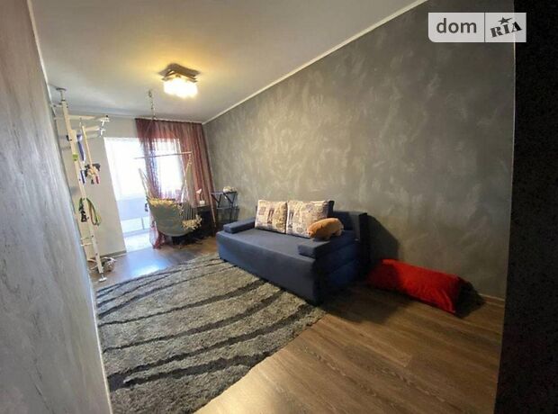 трикімнатна квартира з меблями в Дніпрі, район Лівобережний, на шосе Донецьке в довготривалу оренду помісячно фото 1