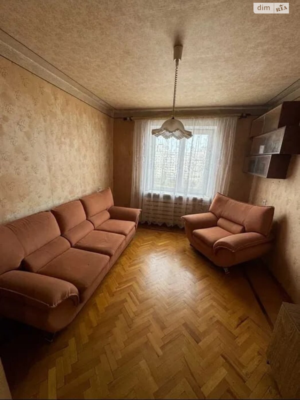 трикімнатна квартира з меблями в Дніпрі, район Лівобережний, на шосе Донецьке 116 в довготривалу оренду помісячно фото 1