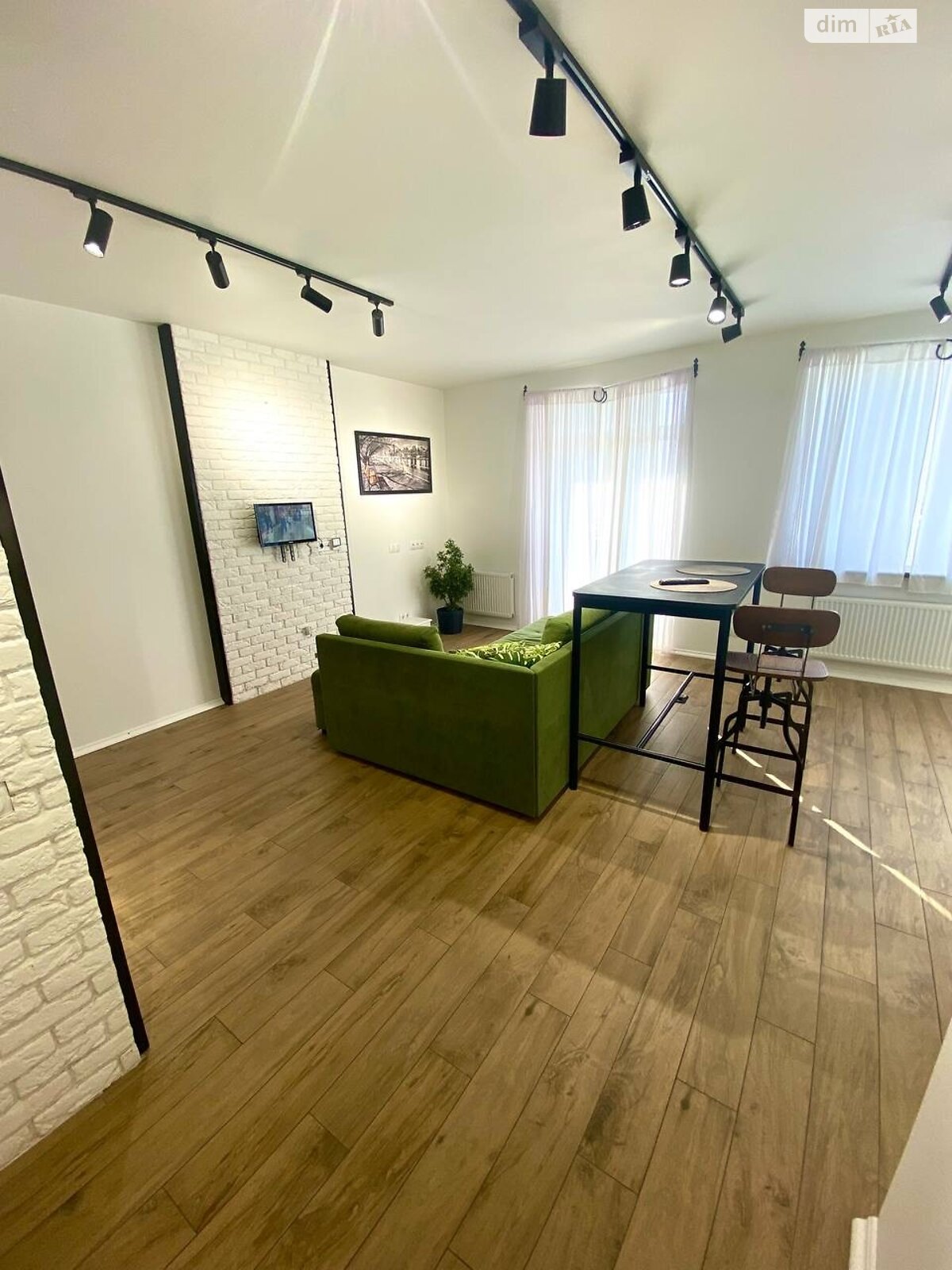 однокомнатная квартира в Днепре, район Индустриальный, на ул. Сичеславская 6 в аренду на долгий срок помесячно фото 1