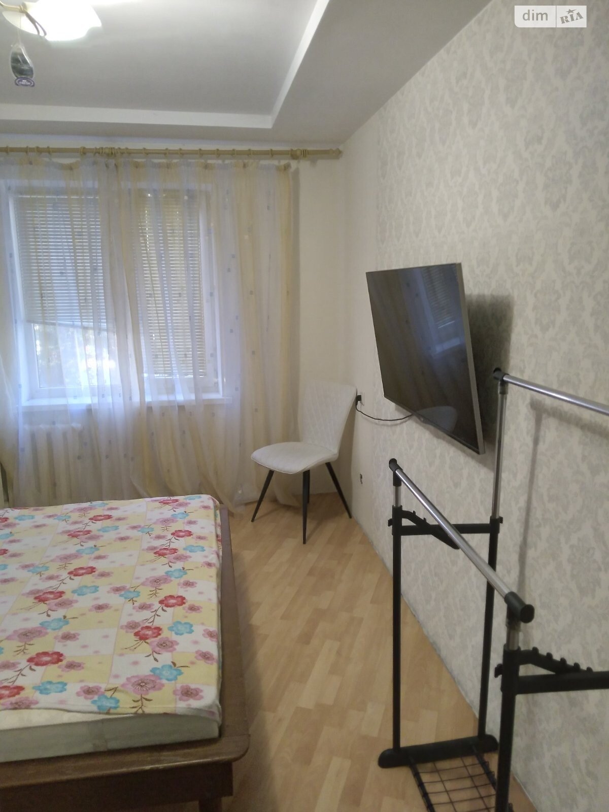 трехкомнатная квартира с мебелью в Днепре, район Левобережный, на ул. Калиновая 76 в аренду на долгий срок помесячно фото 1