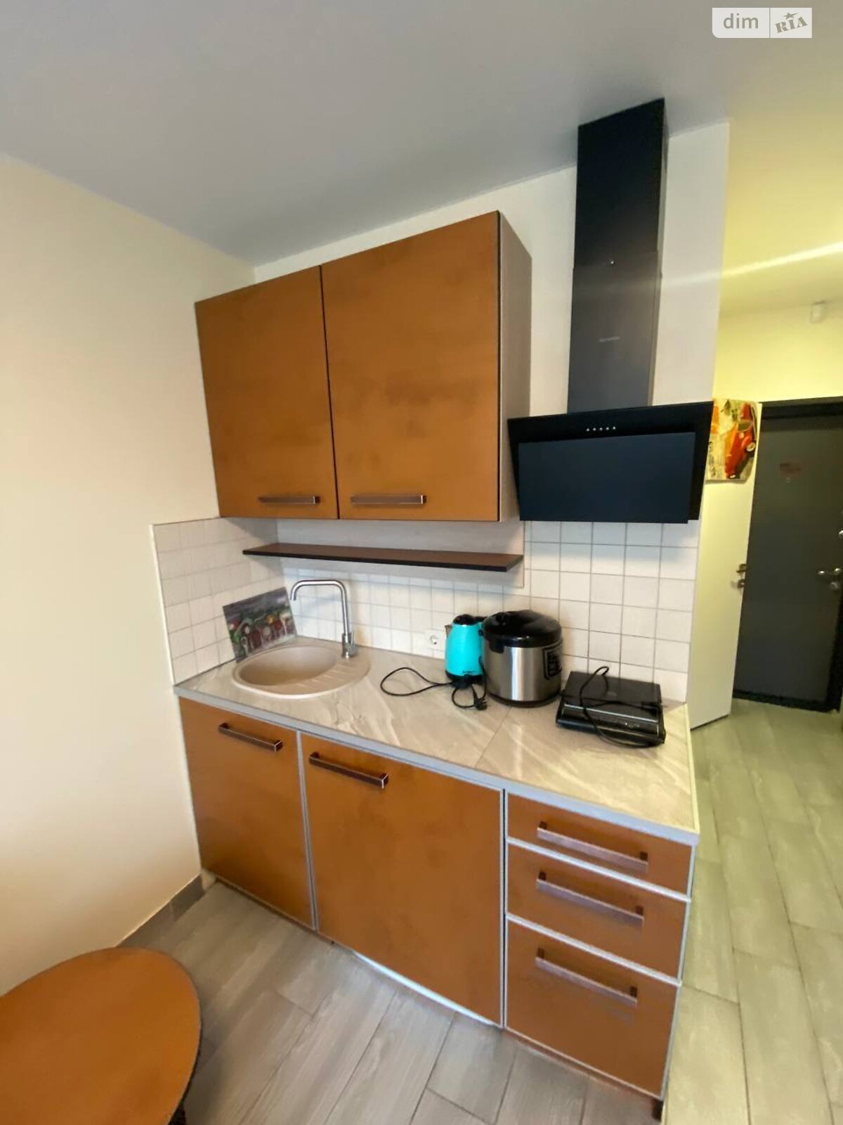 однокімнатна квартира в Дніпрі, район Лоцкам’янка, на узвіз Лоцманський 9Д в довготривалу оренду помісячно фото 1 однокімнатна квартира в Дніпрі, район Лоцкам’янка, на узвіз Лоцманський 9Д в довготривалу оренду помісячно фото 1