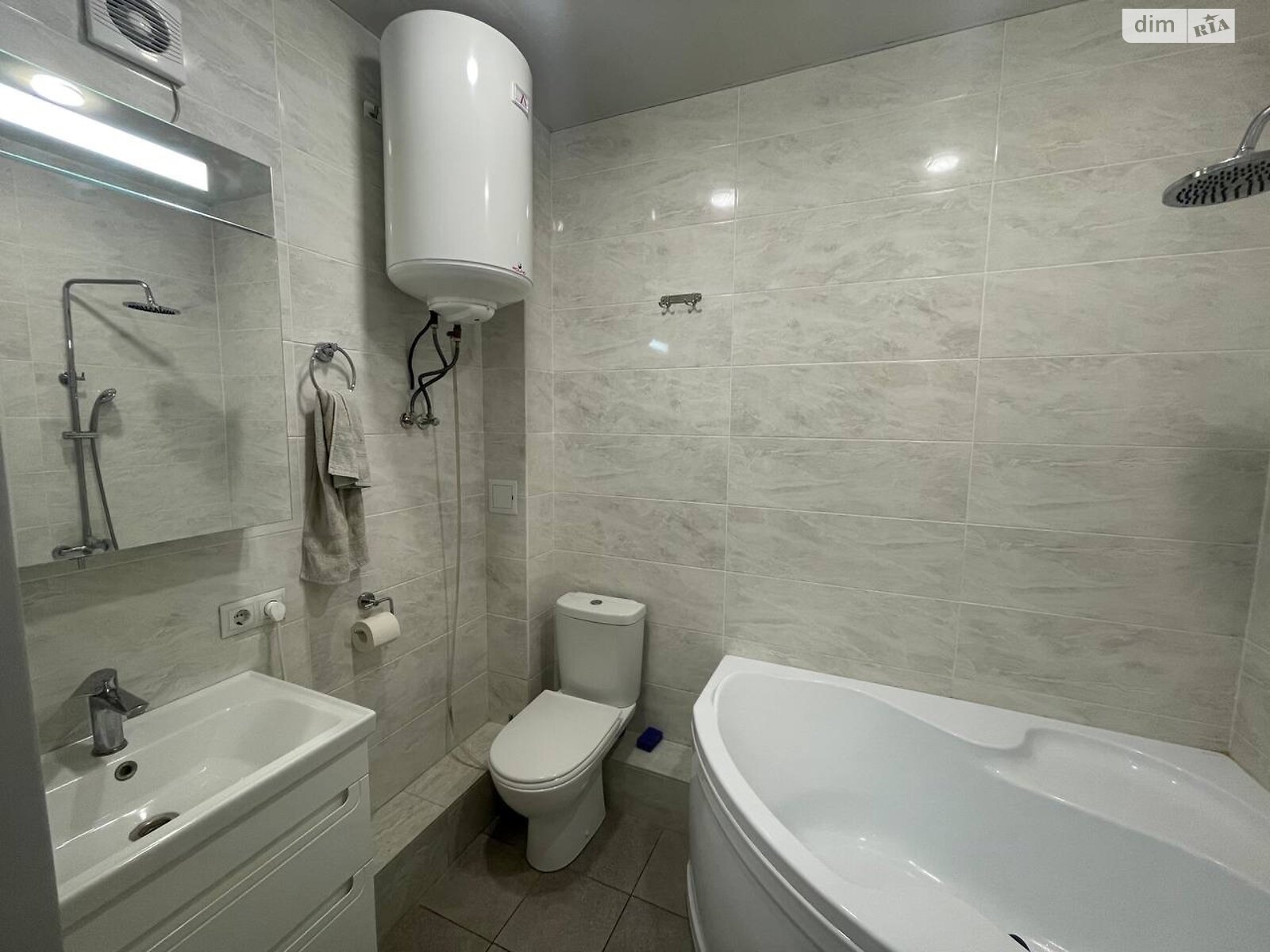 однокомнатная квартира в Днепре, район Лоцкамянка, на ул. Різоля 42Б, кв. 6 в аренду на долгий срок помесячно фото 1