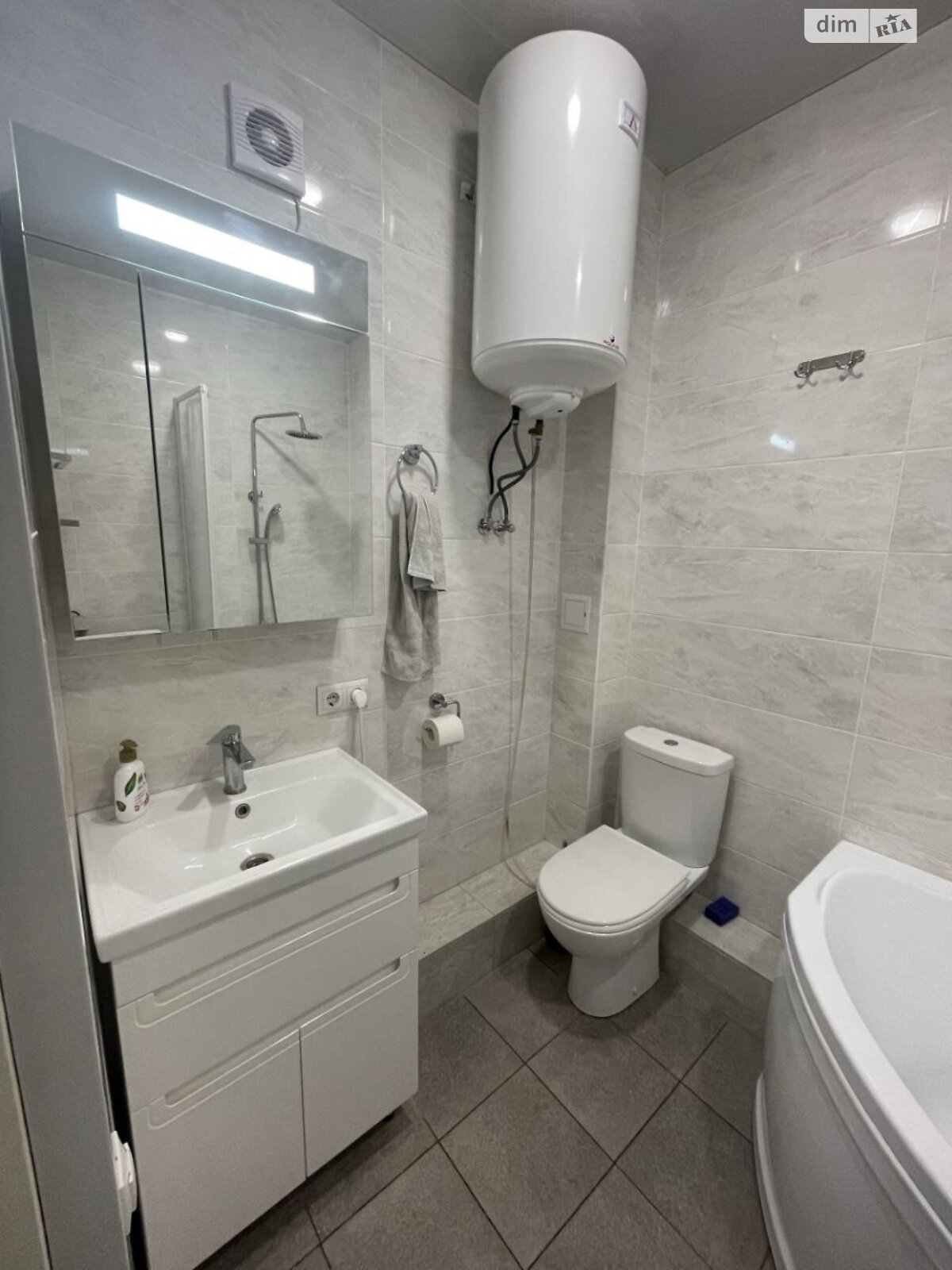 двухкомнатная квартира в Днепре, район Лоцкамянка, на ул. Різоля 42/2 в аренду на долгий срок помесячно фото 1