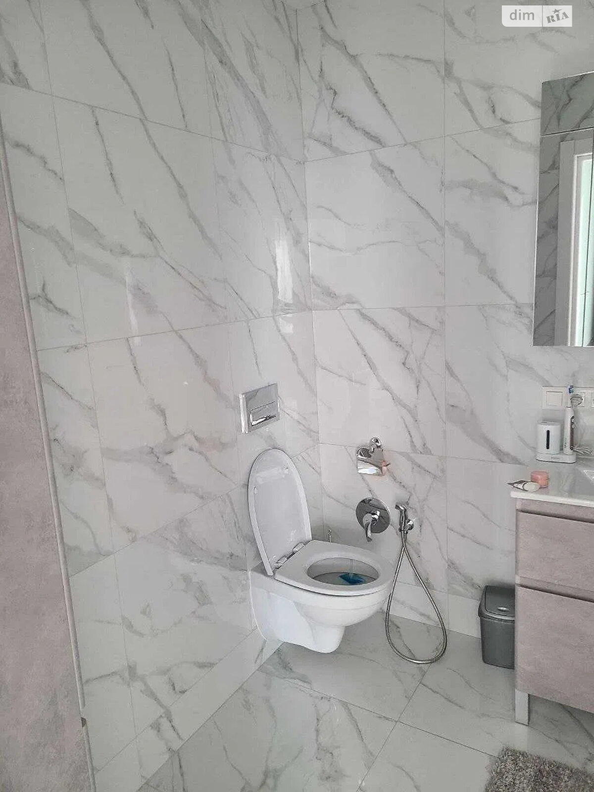 трикімнатна квартира в Дніпрі, район Мандриківка, на вул. Мандриківська 51Л корпус 4 в довготривалу оренду помісячно фото 1