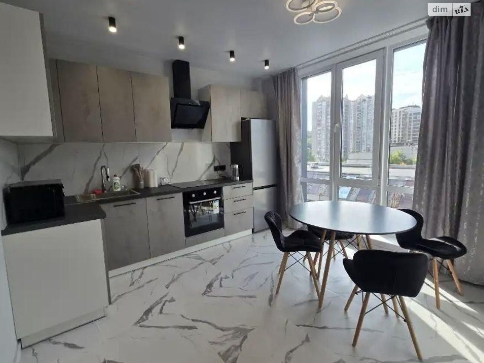 двухкомнатная квартира в Днепре, район Мандрыкивка, на ул. Набережная Победы 40 в аренду на долгий срок помесячно фото 1